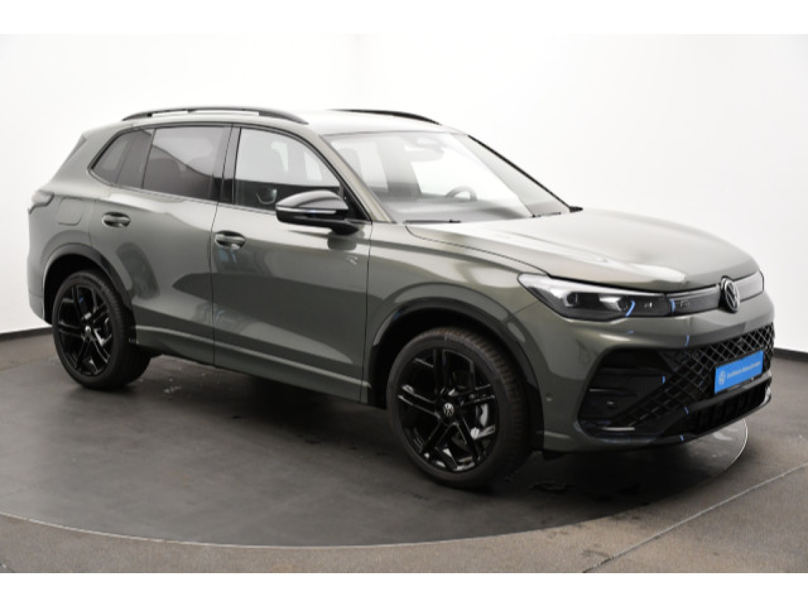 diagonal-frontansicht-aussen