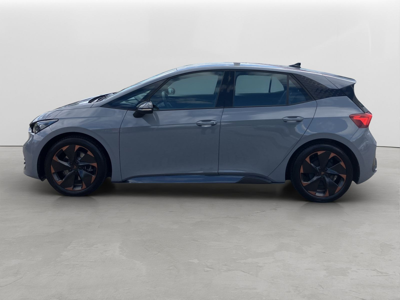 Cupra - Born_3