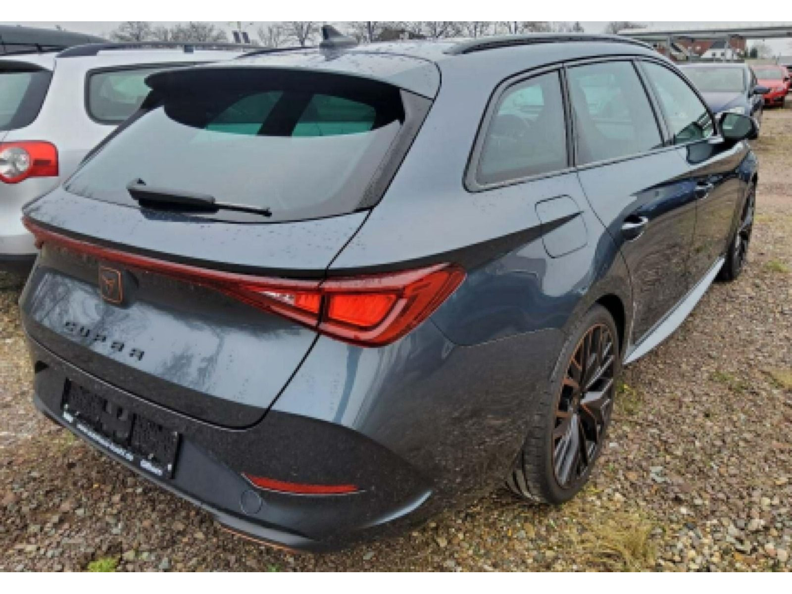 diagonalansicht-hinten-aussen