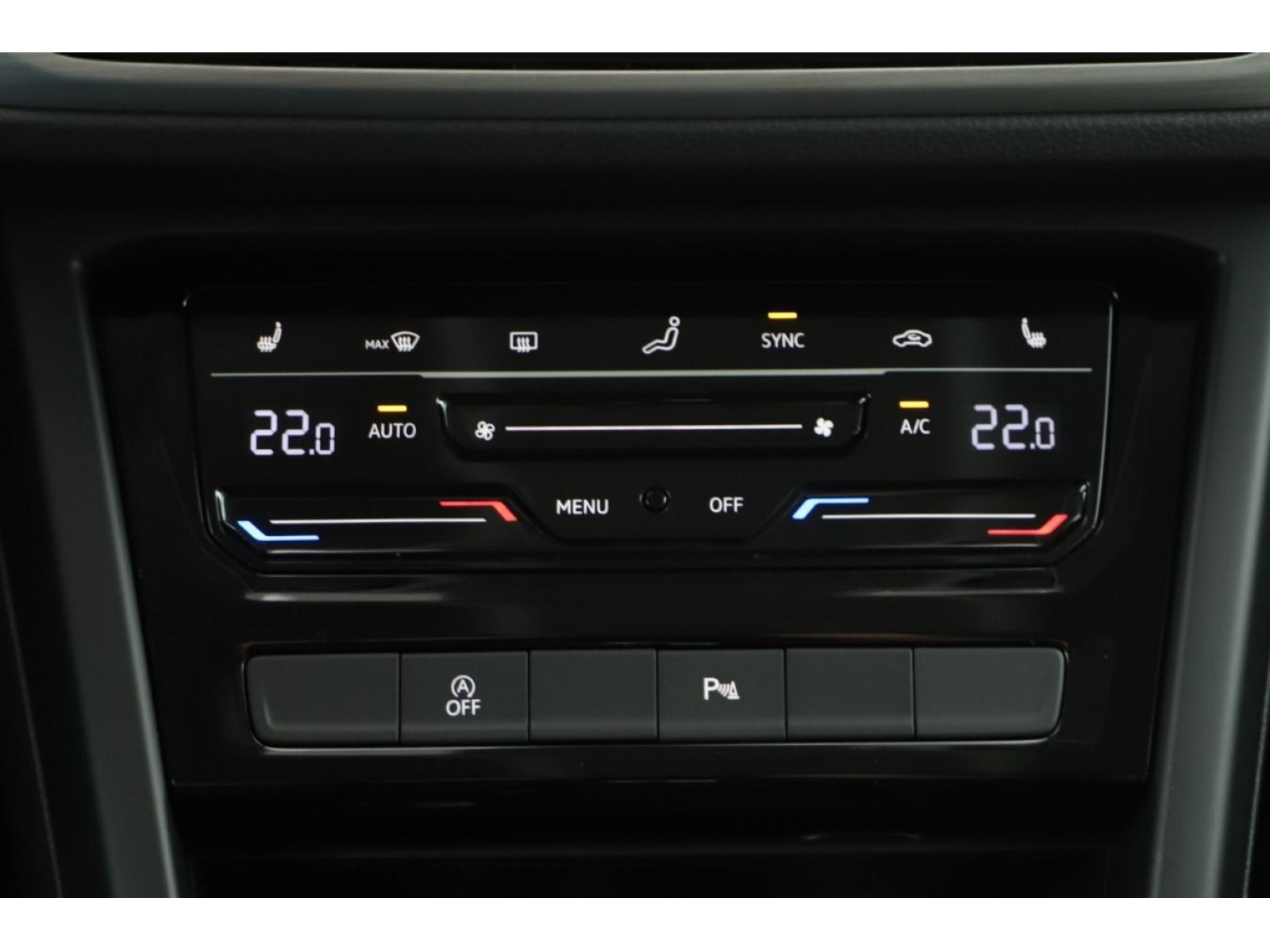 Volkswagen - Touran_11