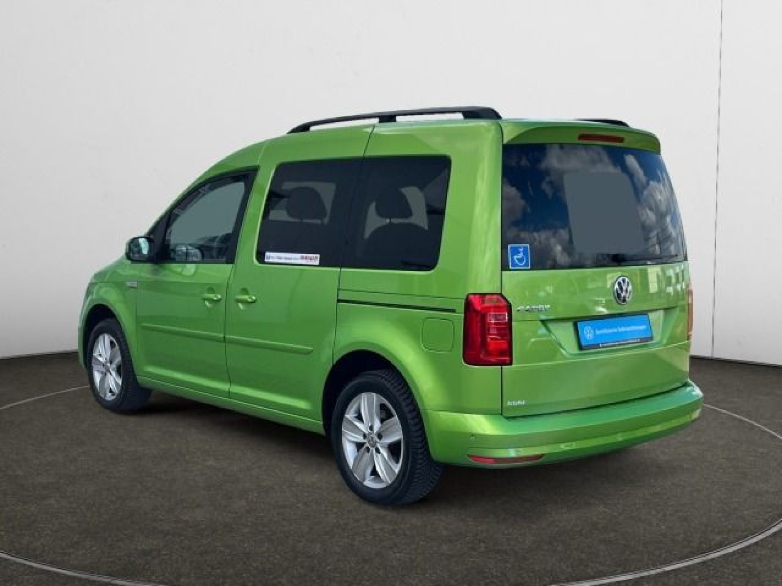 Volkswagen - Caddy_4