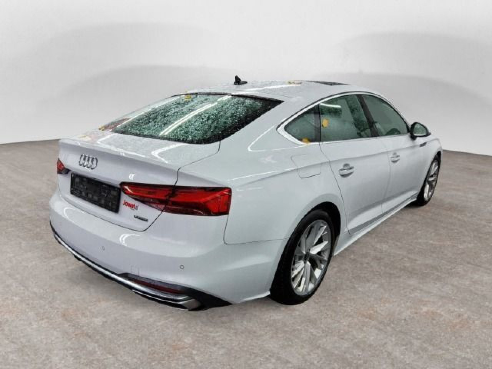 diagonalansicht-hinten-aussen