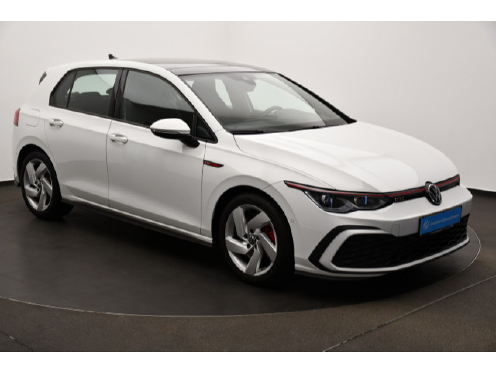 diagonal-frontansicht-aussen diagonal-frontansicht-aussen