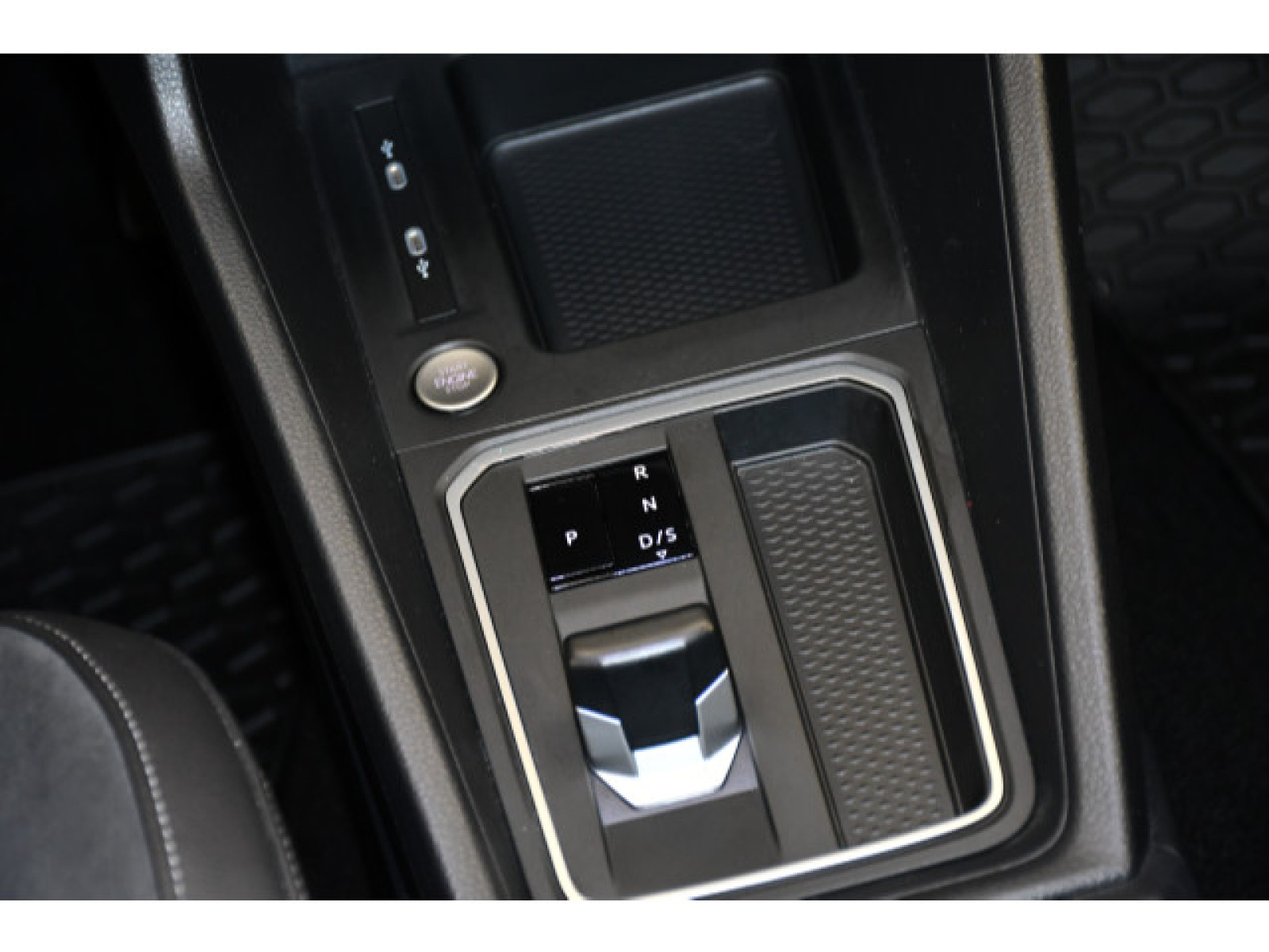 Volkswagen - Caddy Kombi_6