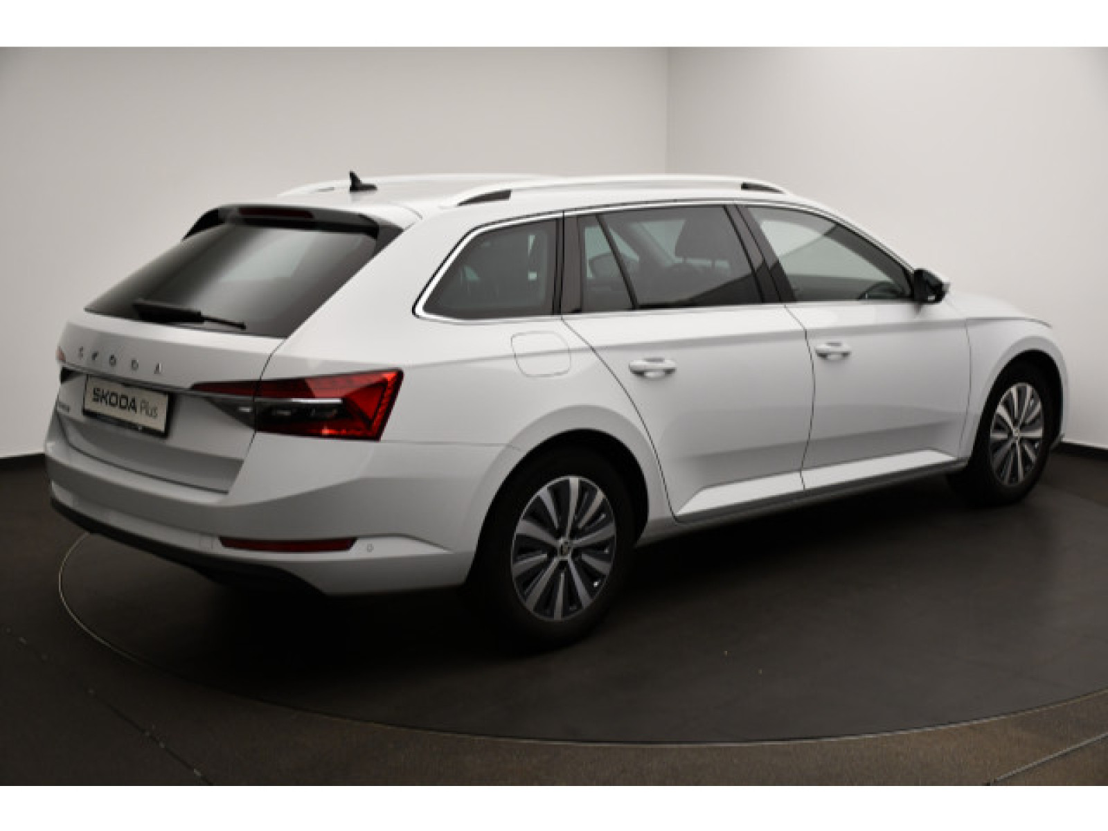 Škoda - Superb_3