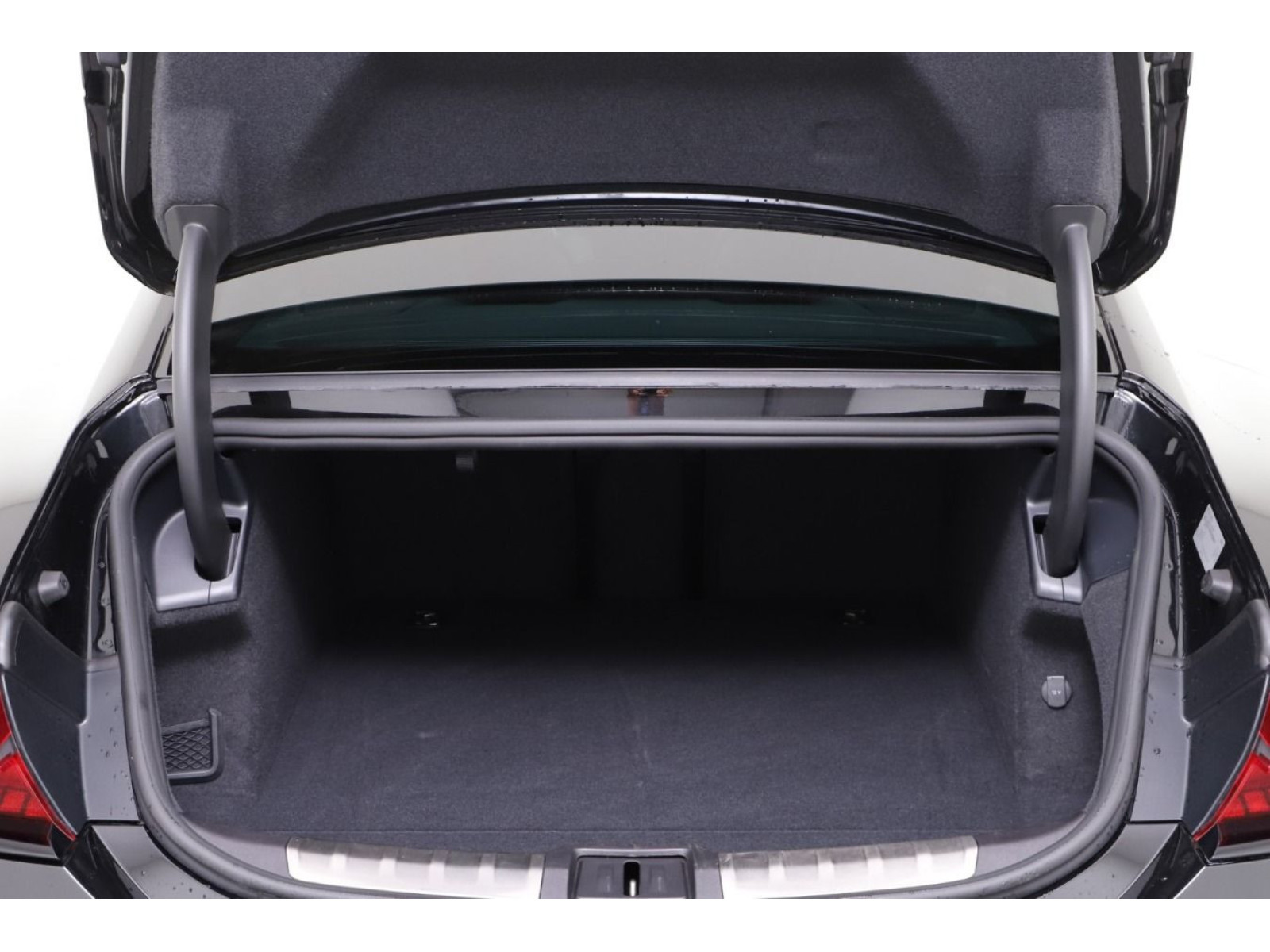 kofferraum-innen kofferraum-innen