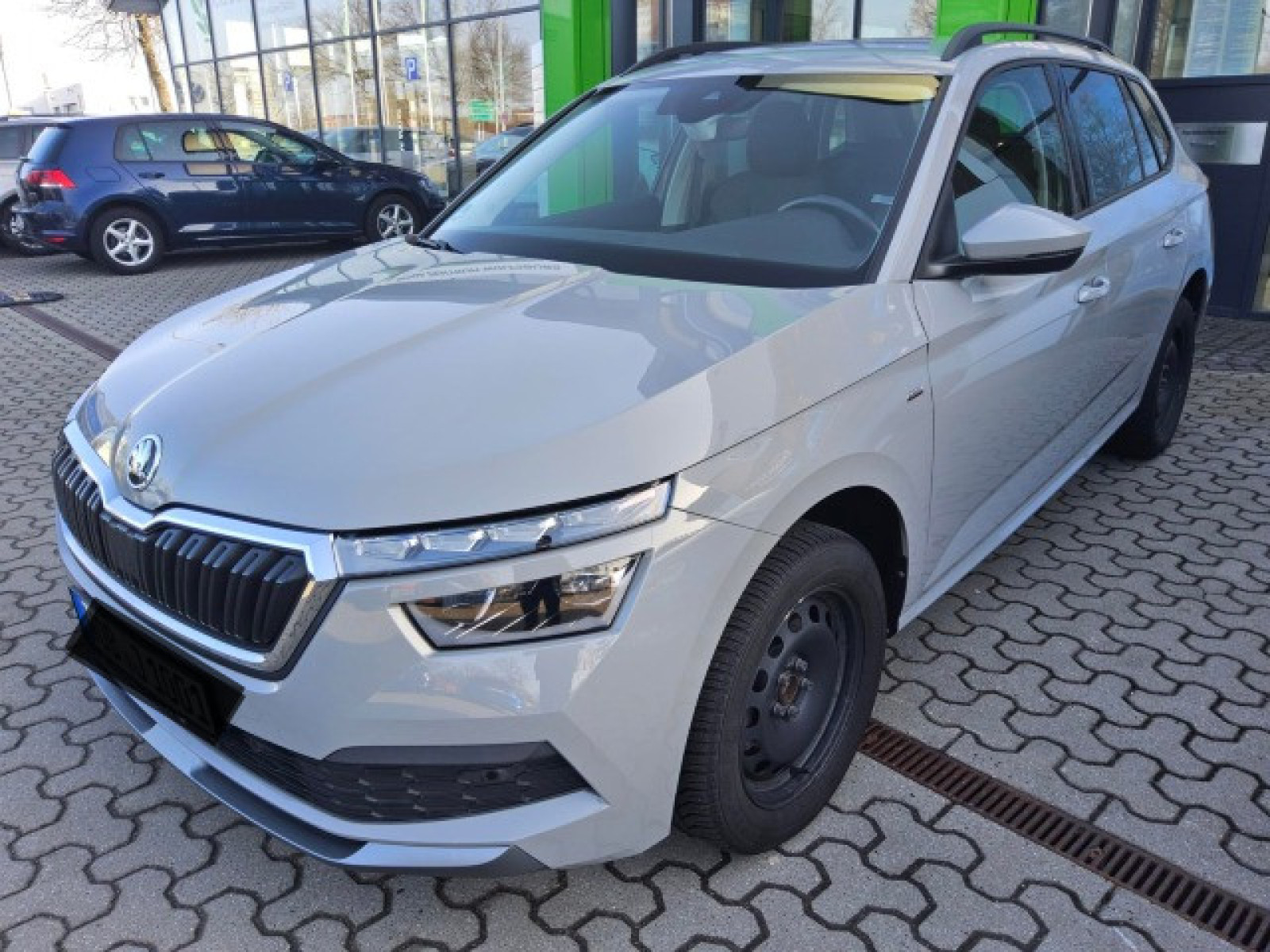 diagonal-frontansicht-aussen