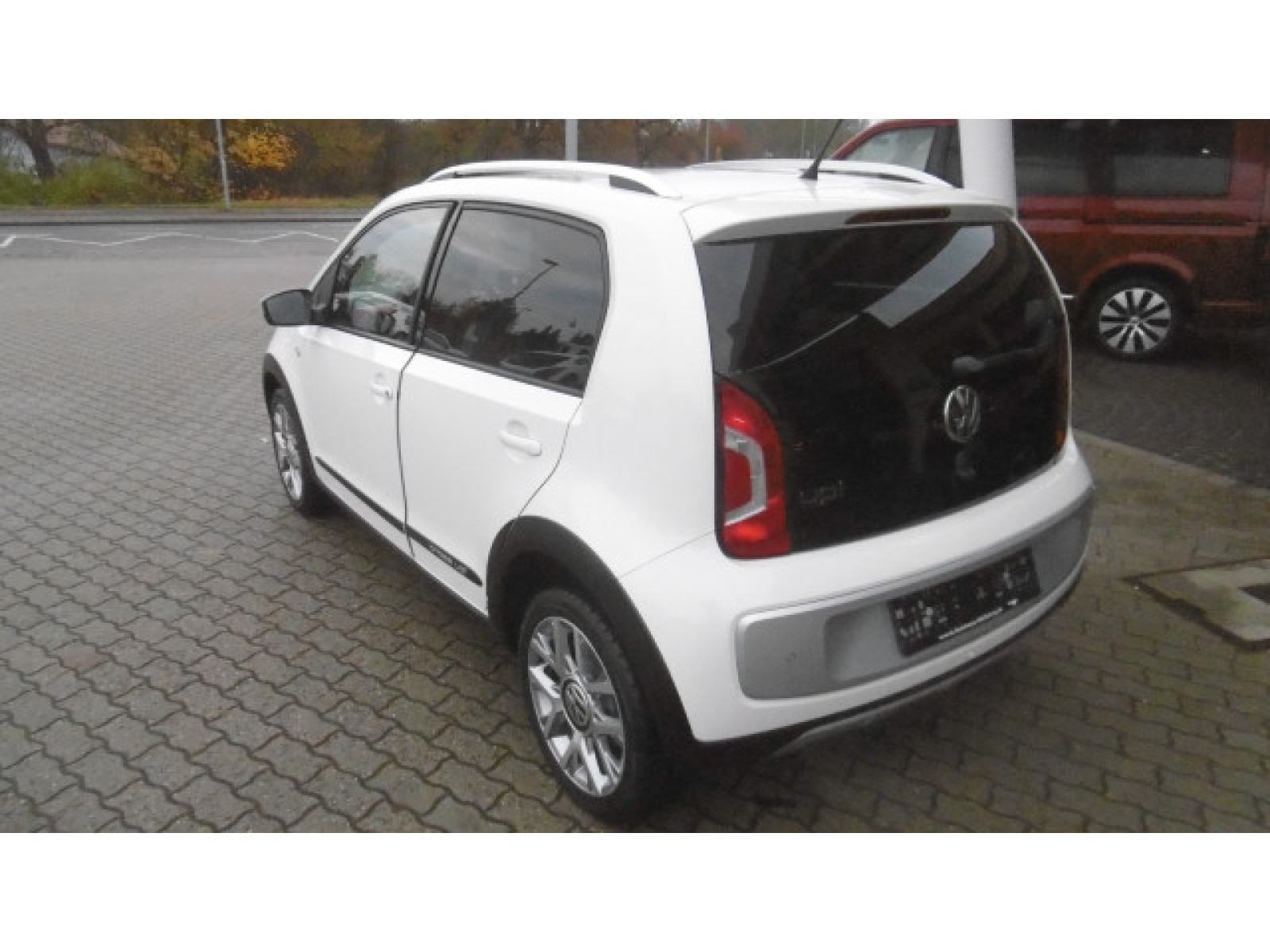 diagonalansicht-hinten-aussen