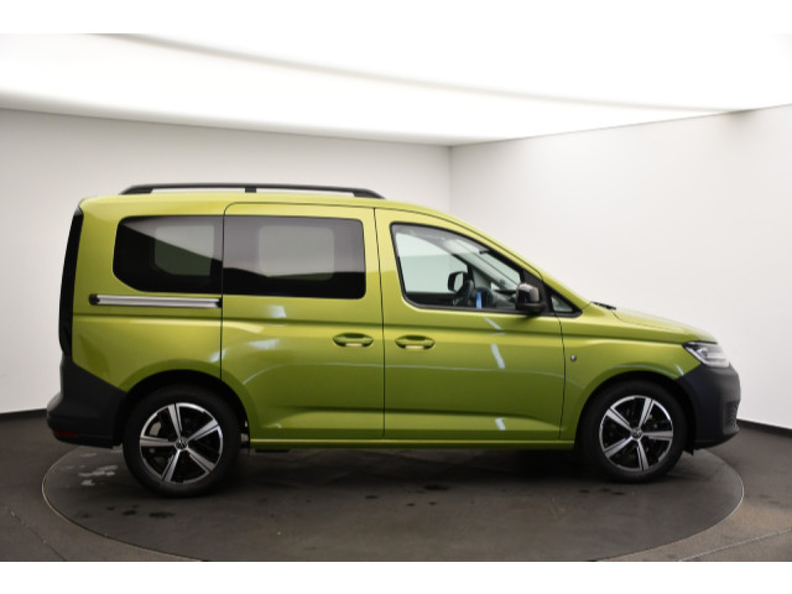 Volkswagen - Caddy_15
