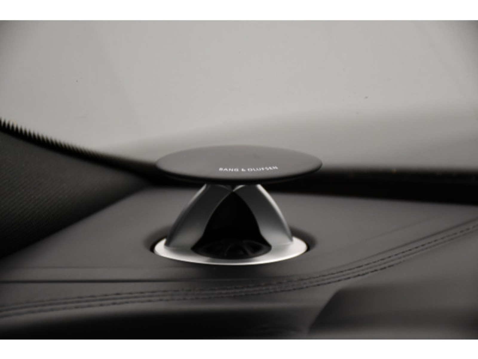 Audi - Q8_10 Audi - Q8_10