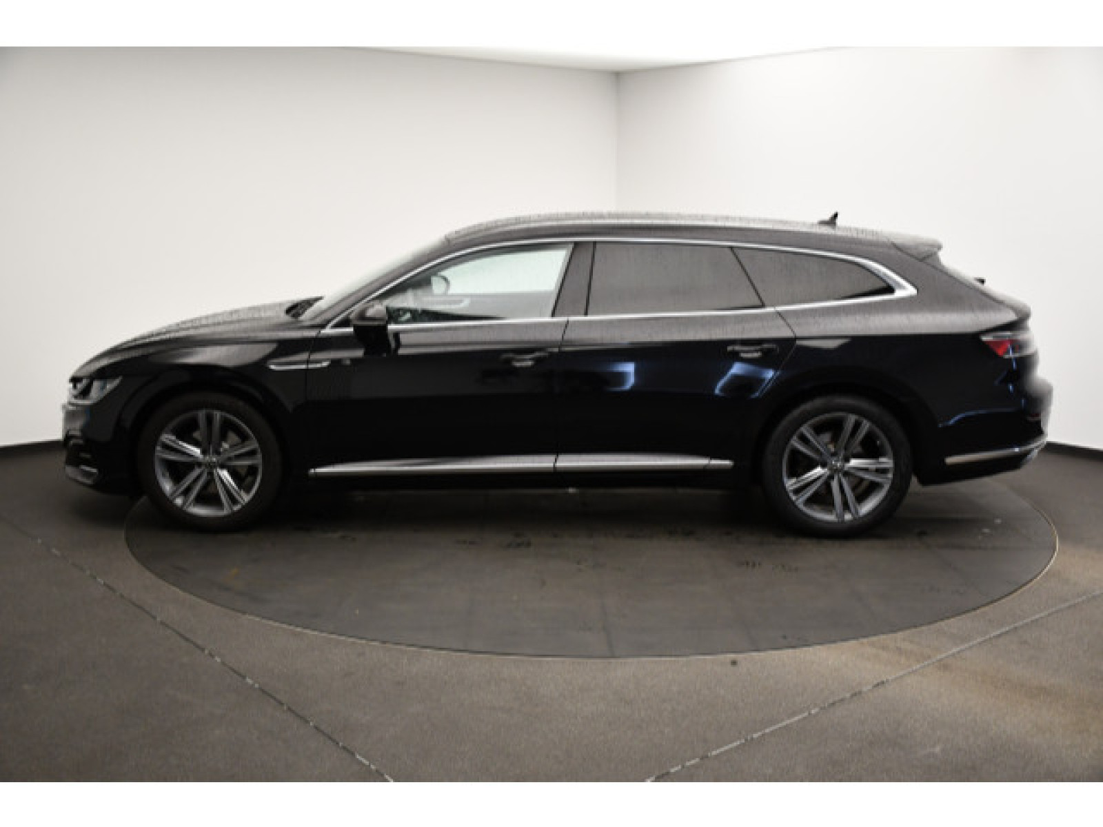 Volkswagen - Arteon Shooting Brake_19