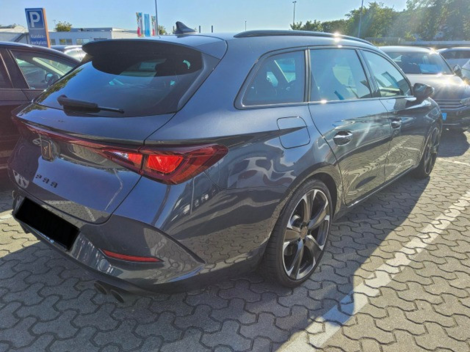 diagonalansicht-hinten-aussen