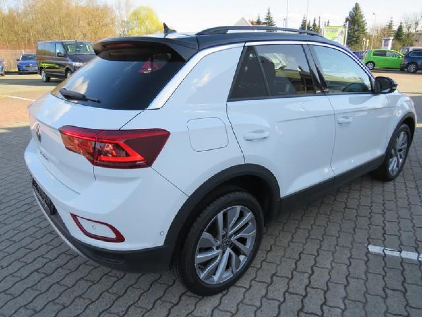 diagonalansicht-hinten-aussen