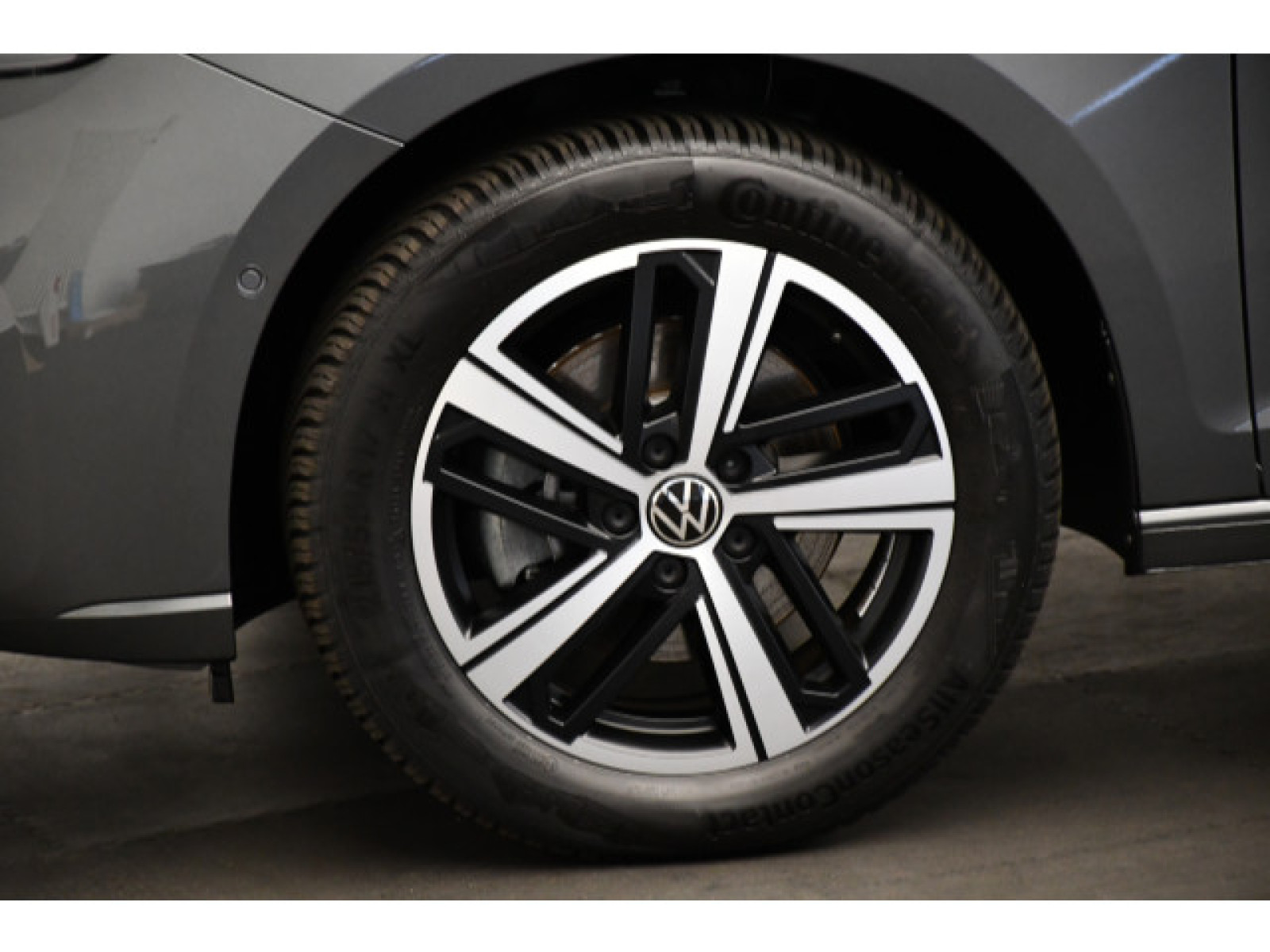 Volkswagen - Caddy_13