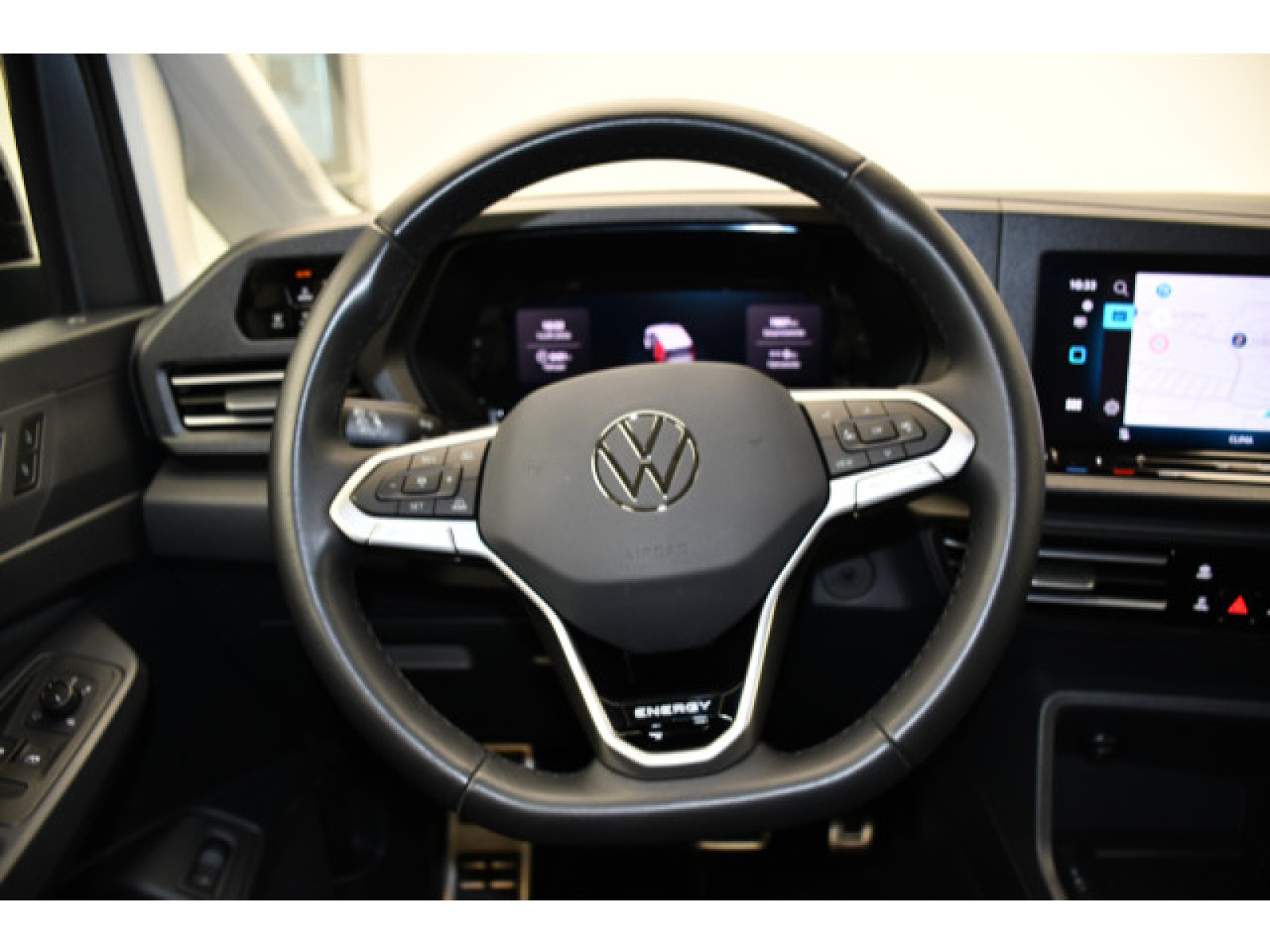 Volkswagen - Caddy_6
