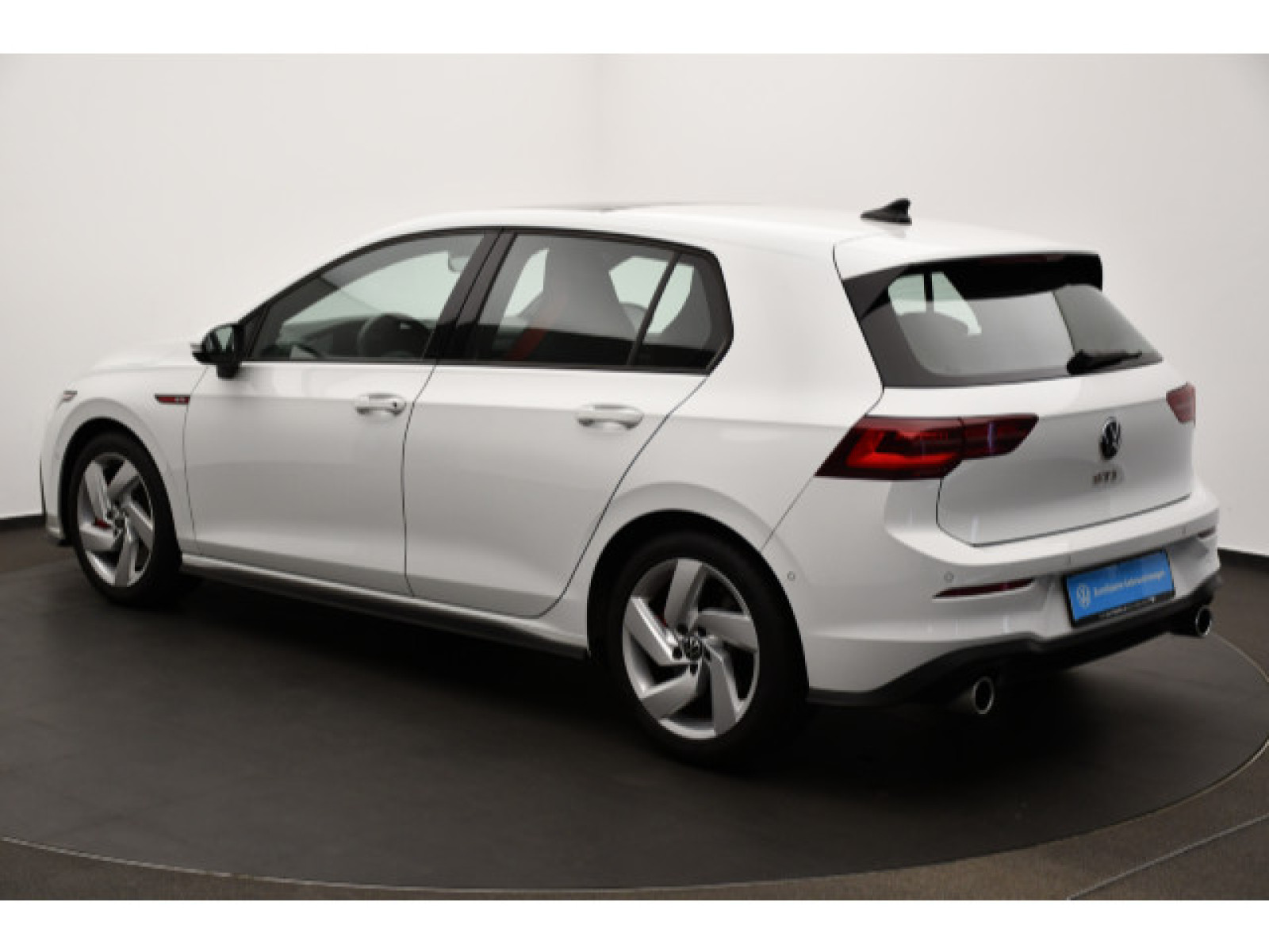 diagonalansicht-hinten-aussen