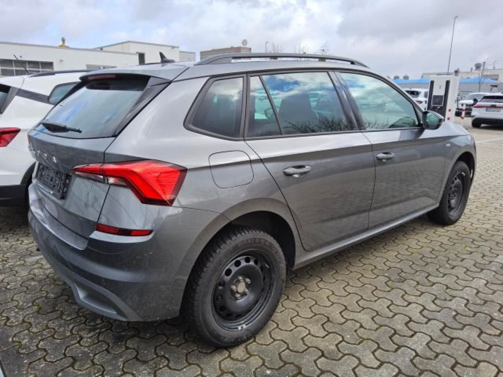 diagonalansicht-hinten-aussen