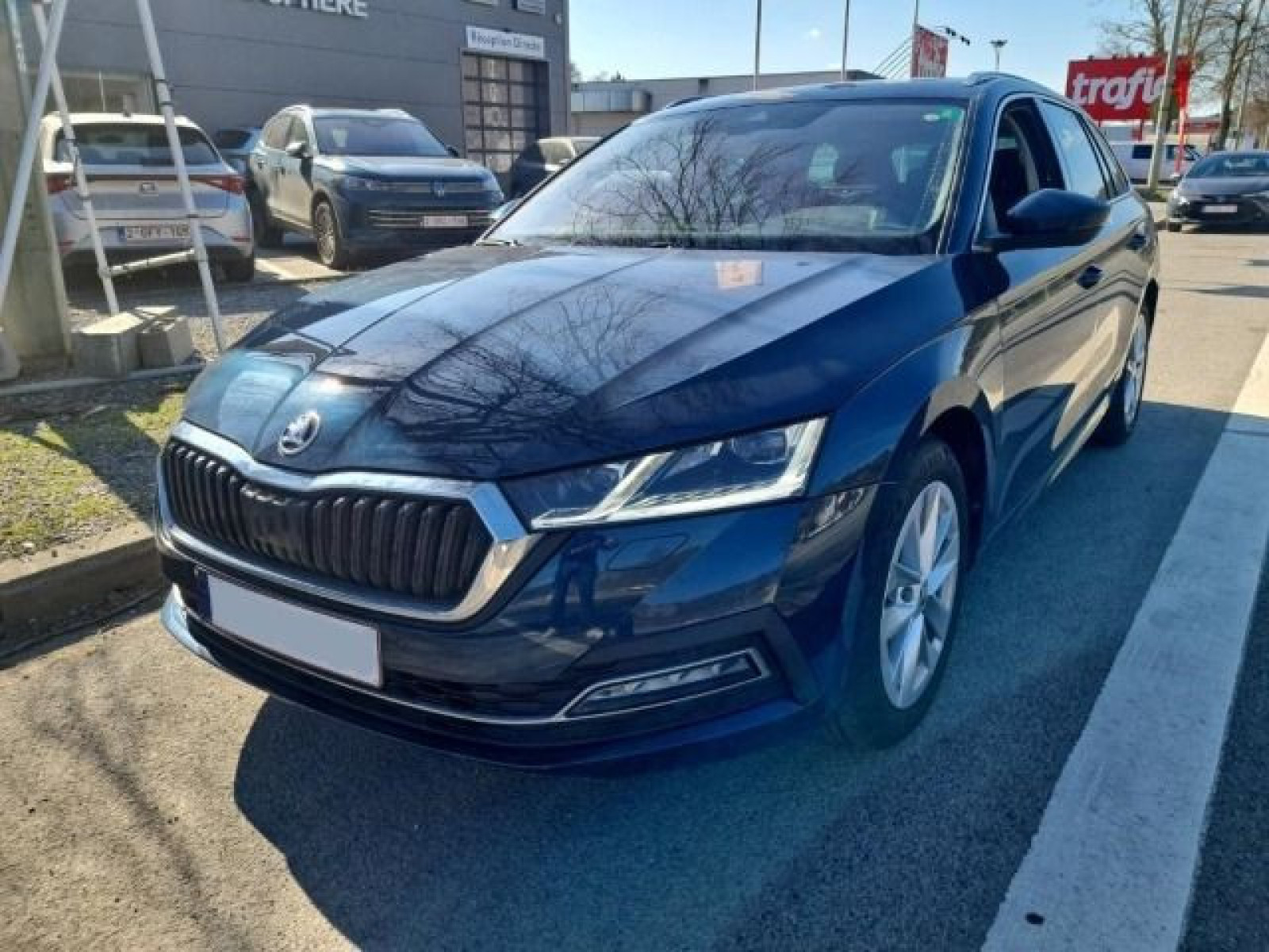 diagonal-frontansicht-aussen