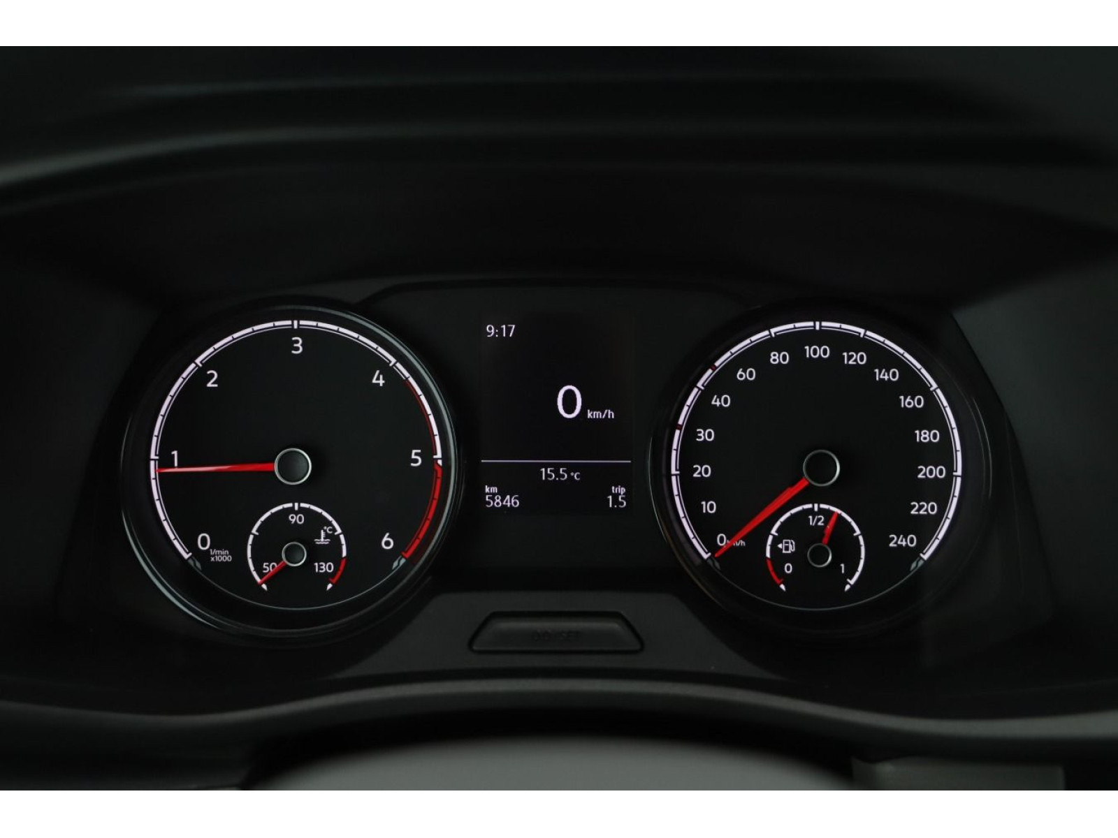 Volkswagen - T6.1 Transporter_9