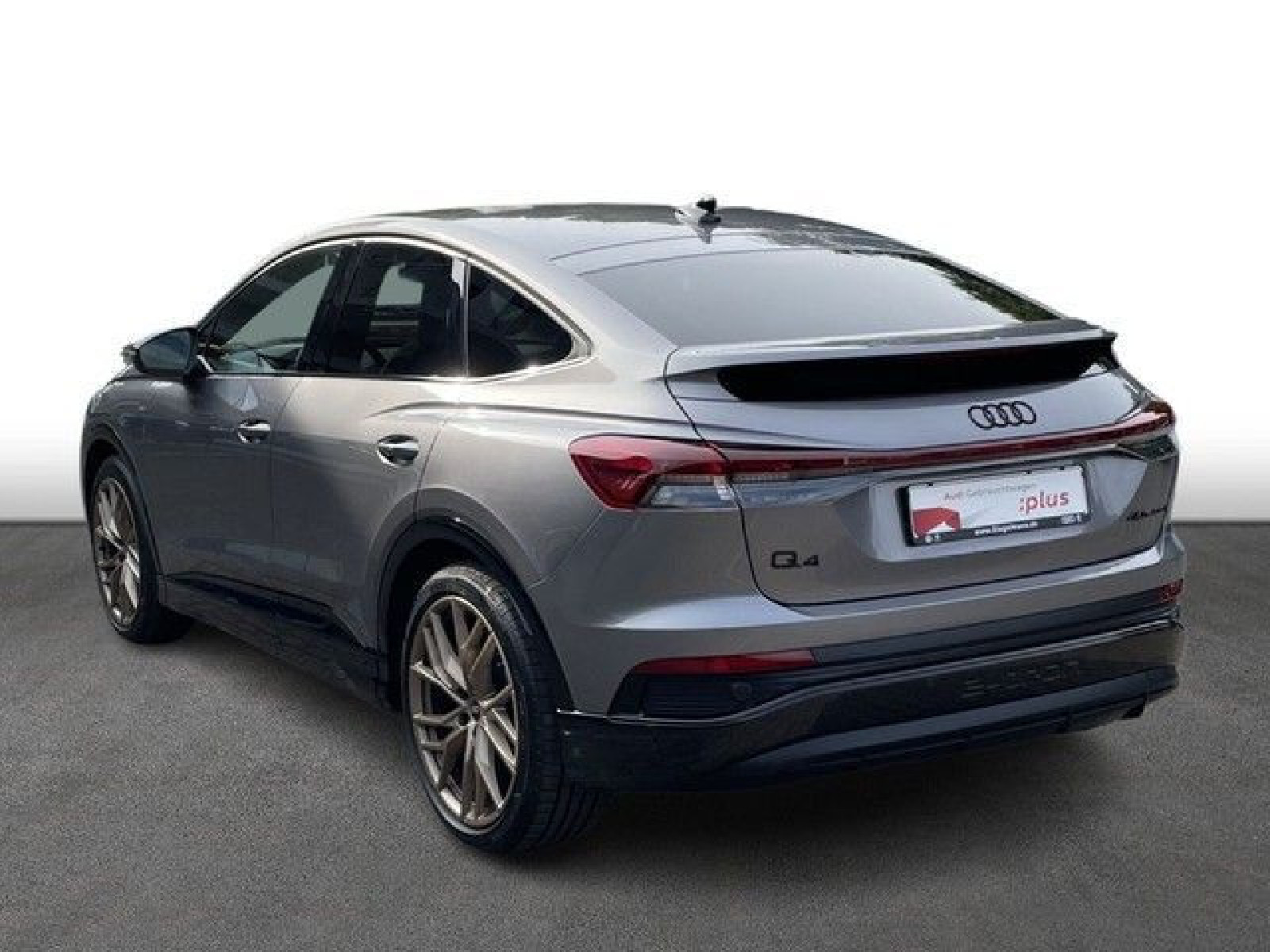 diagonalansicht-hinten-aussen