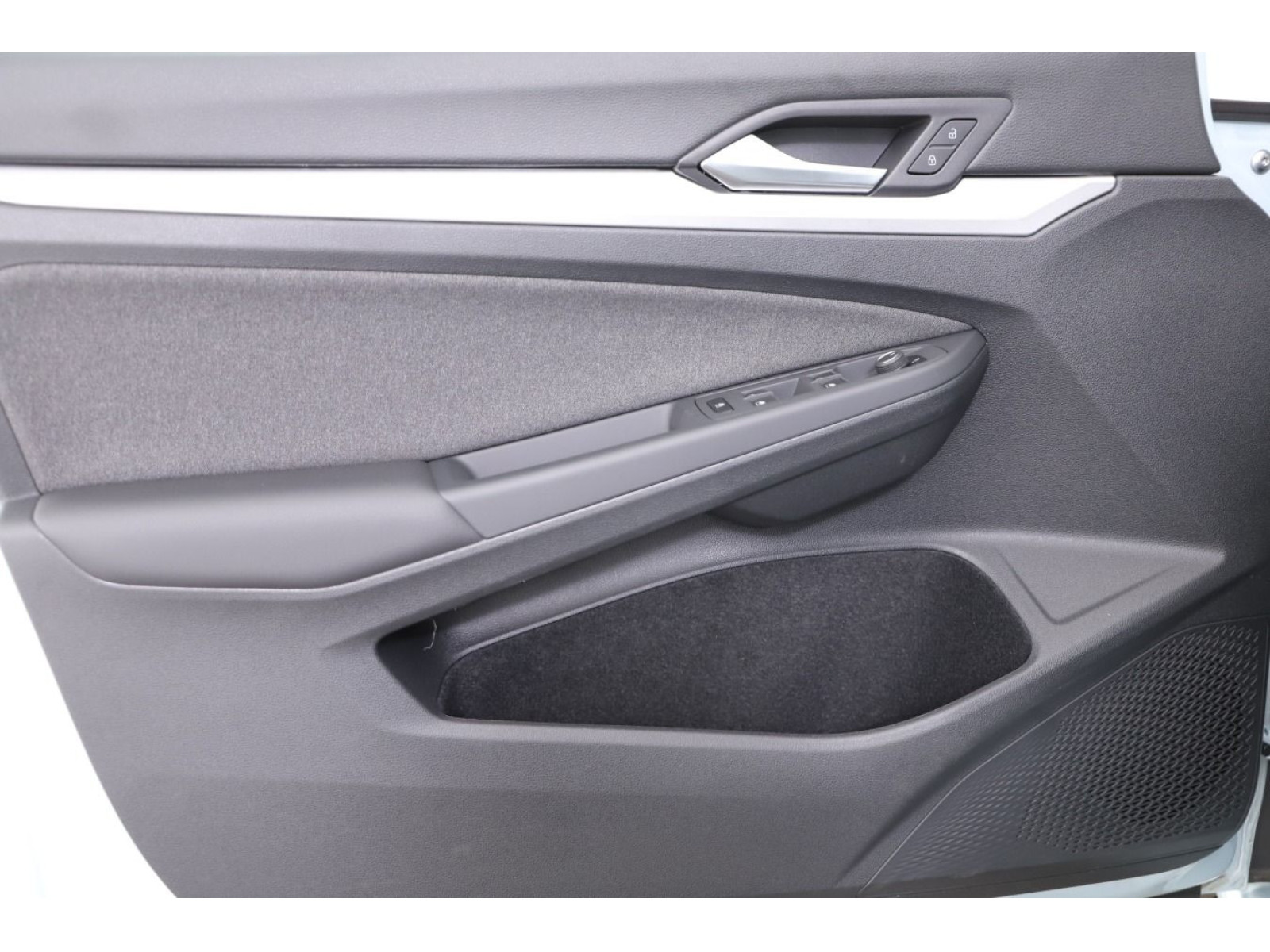 Volkswagen - Golf_12