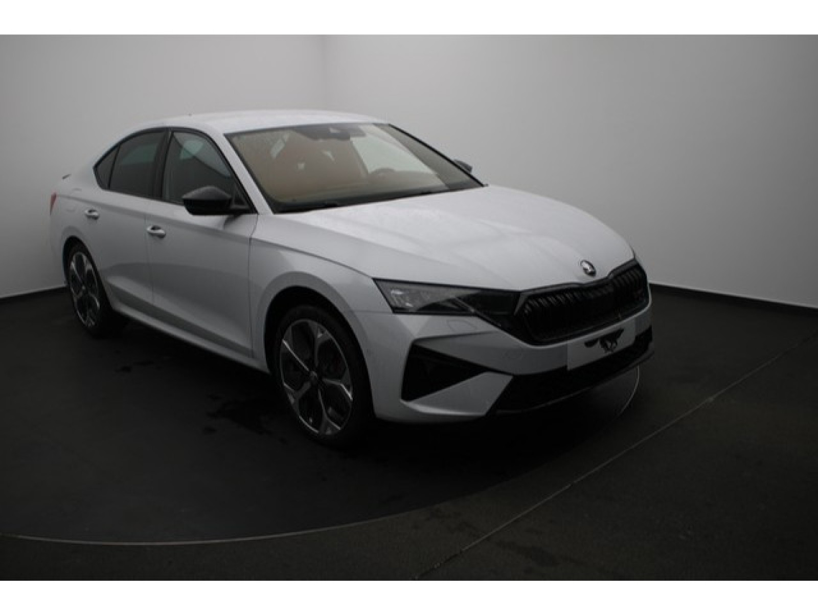 diagonal-frontansicht-aussen