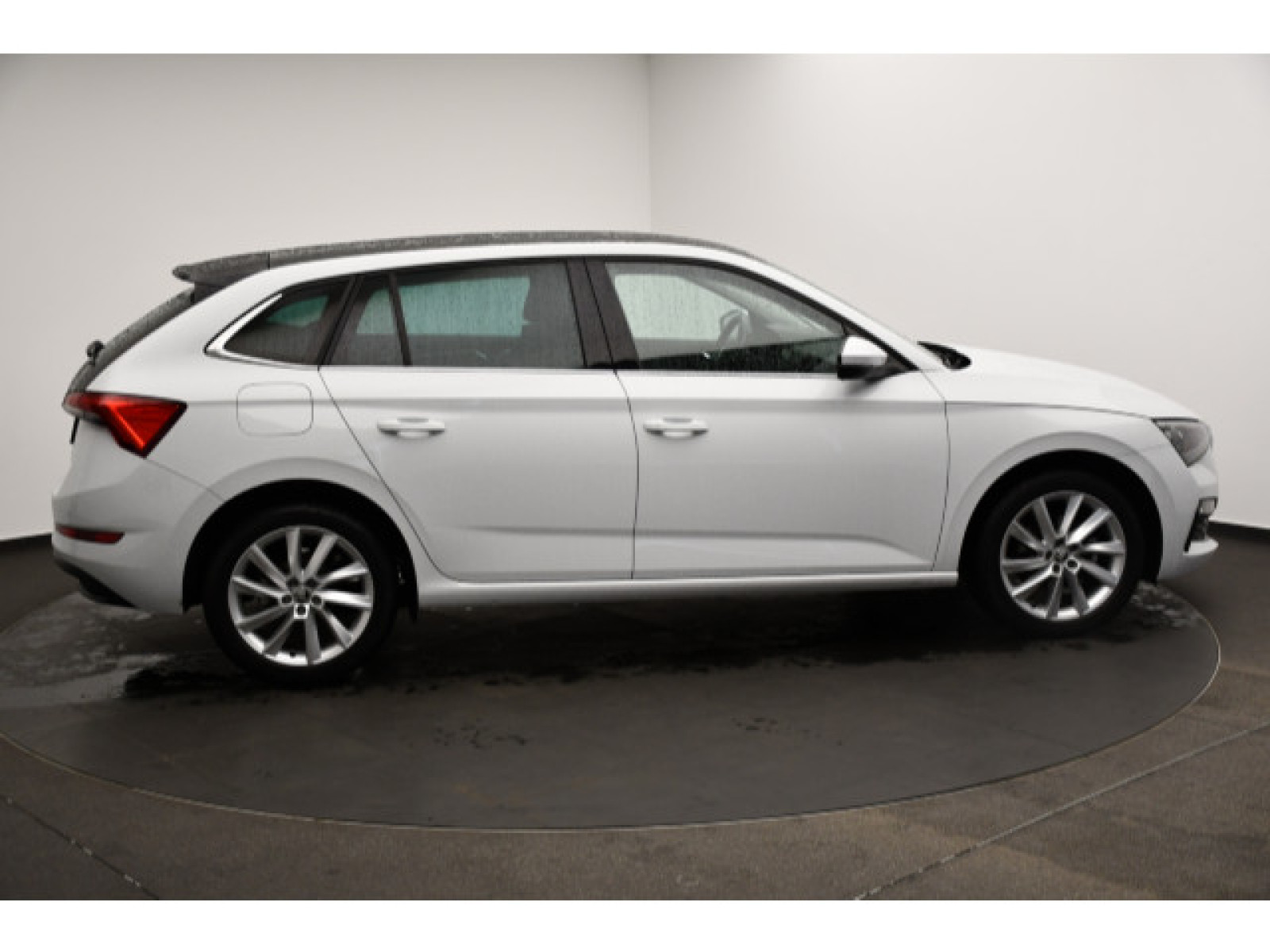 Škoda - Scala_16