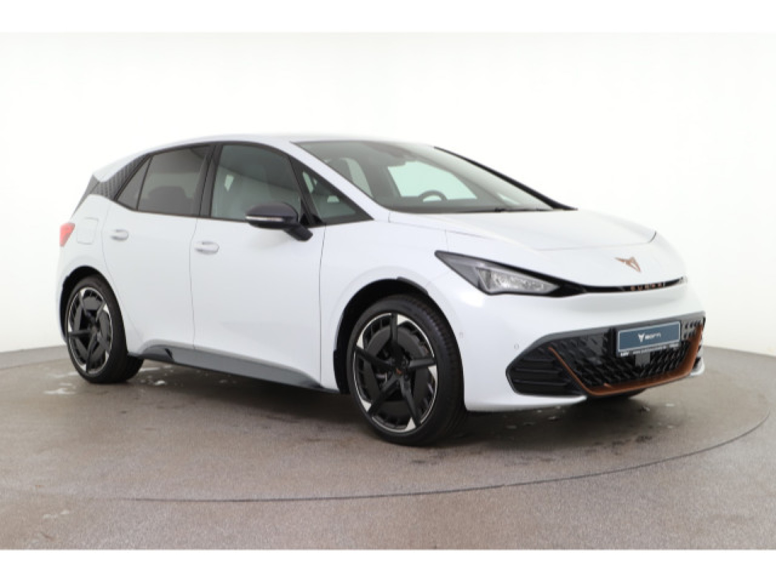 diagonal-frontansicht-aussen