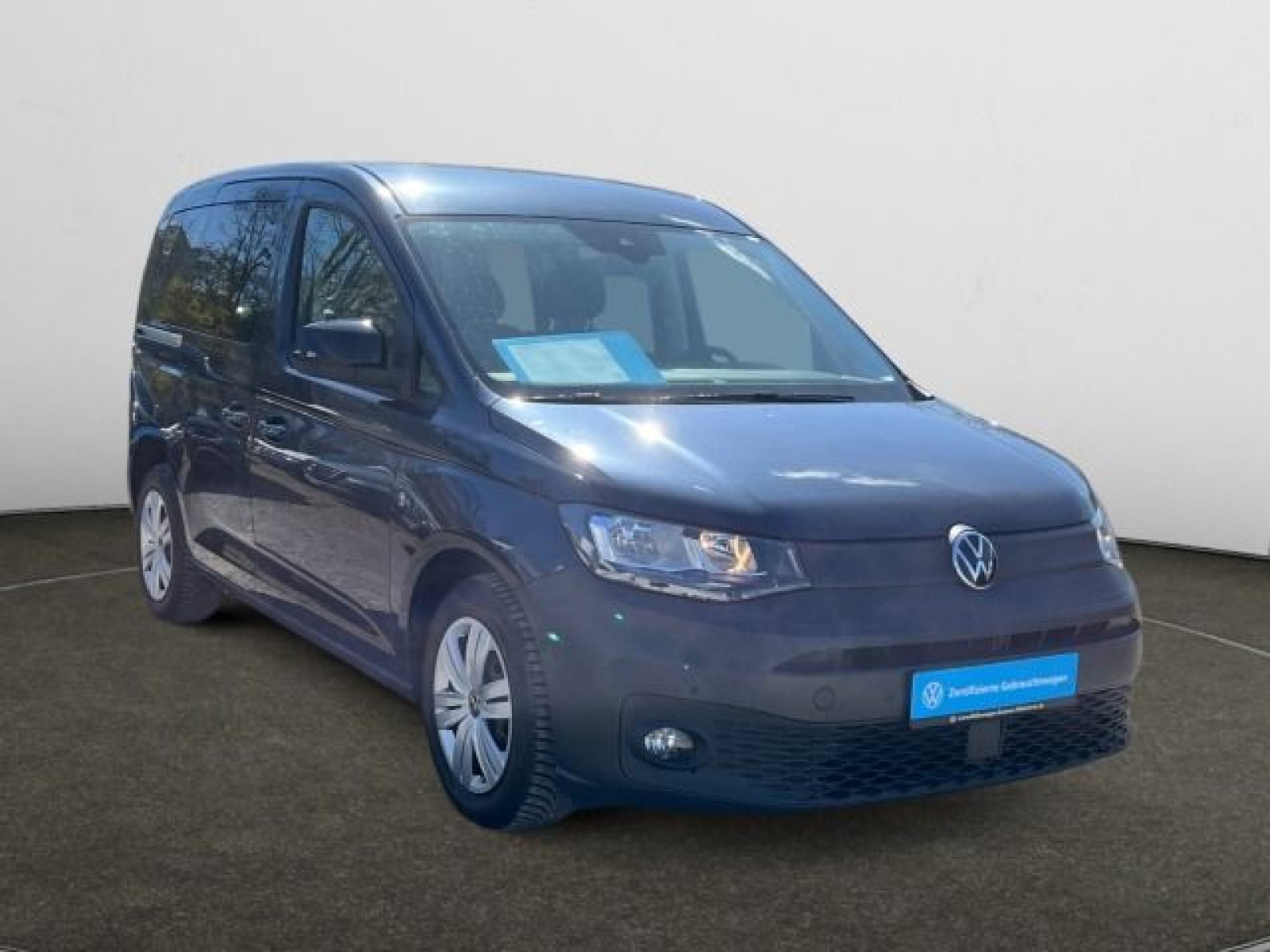 diagonal-frontansicht-aussen