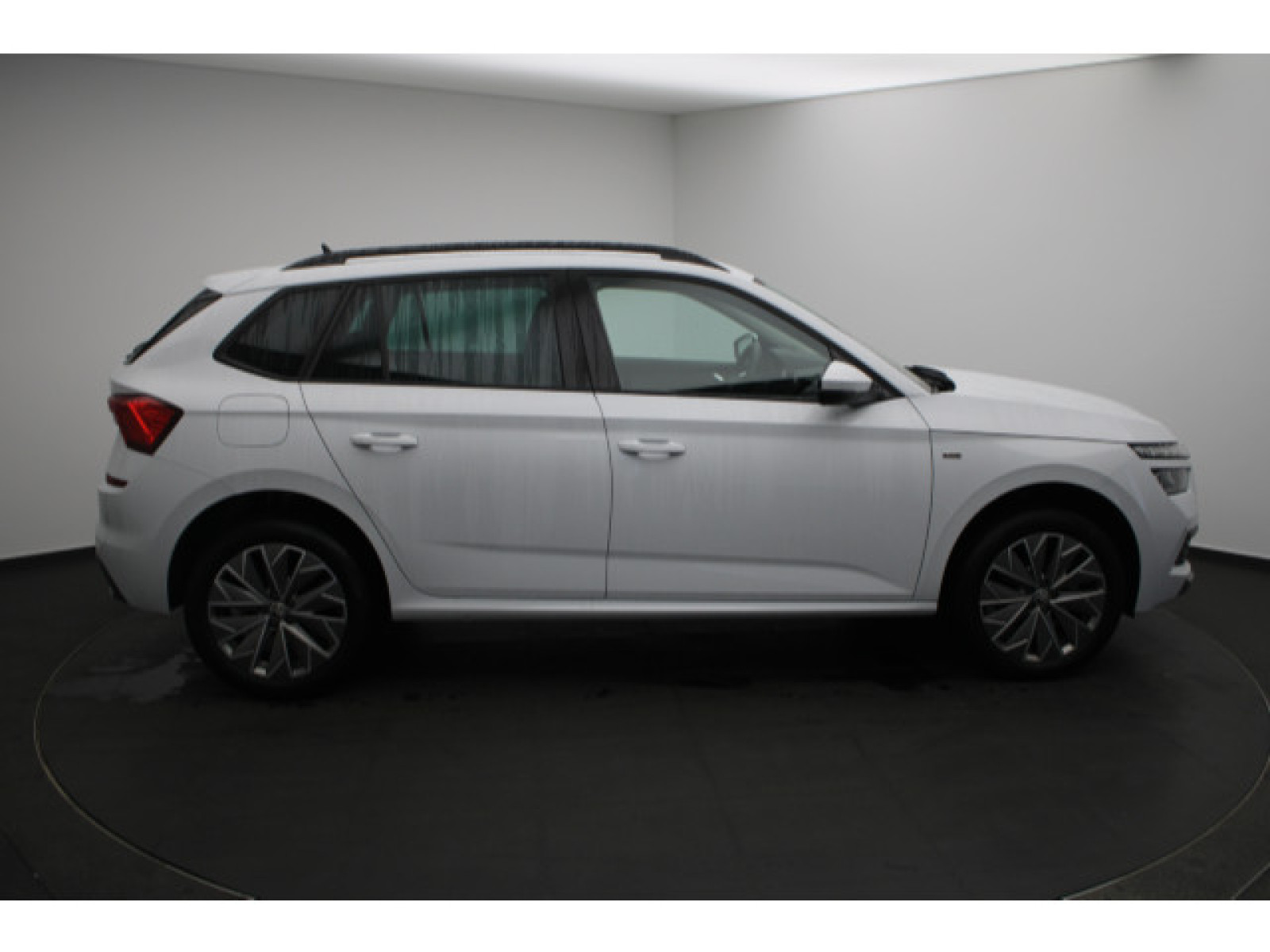Škoda - Kamiq_16