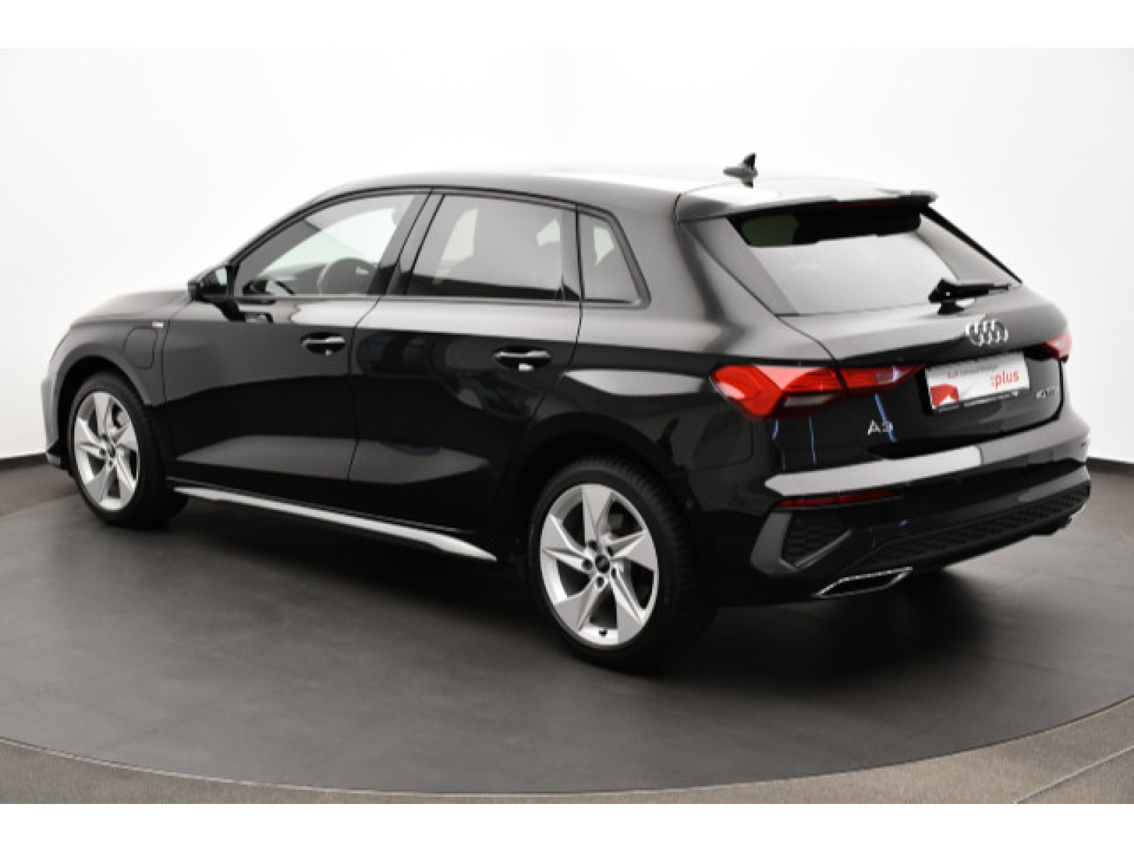 diagonalansicht-hinten-aussen diagonalansicht-hinten-aussen