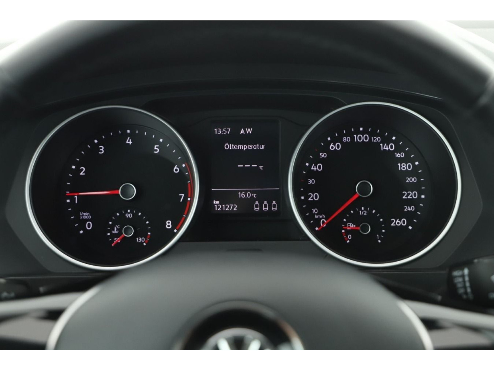 Volkswagen - Tiguan_10