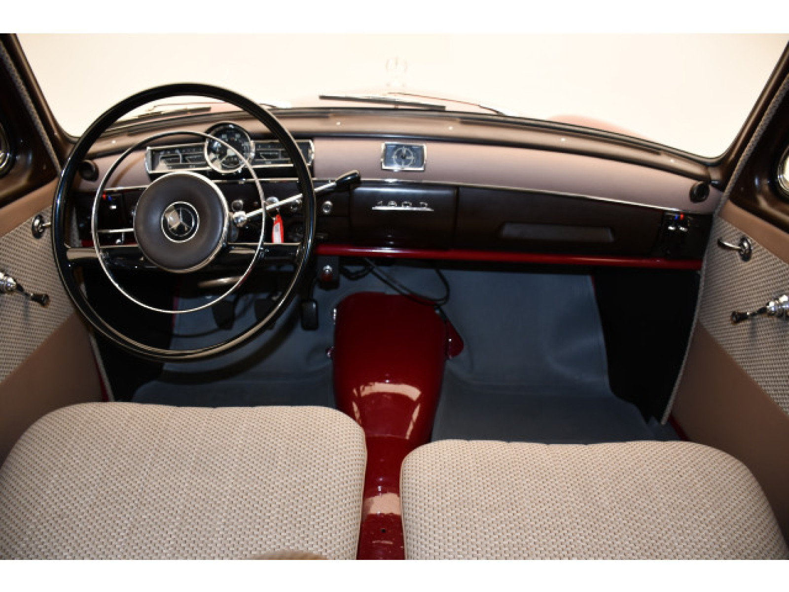 Mercedes-Benz - 190_5