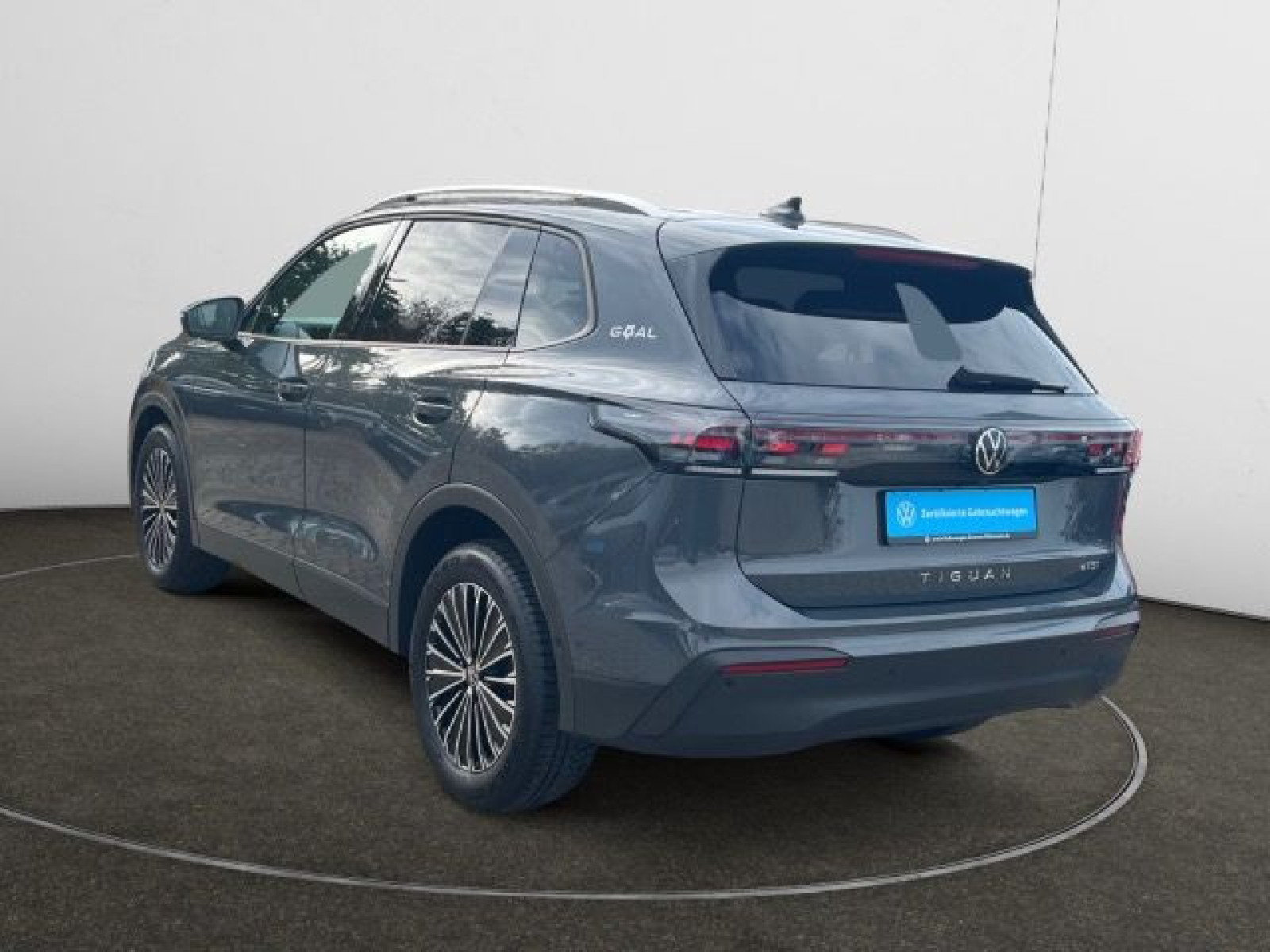 diagonalansicht-hinten-aussen diagonalansicht-hinten-aussen