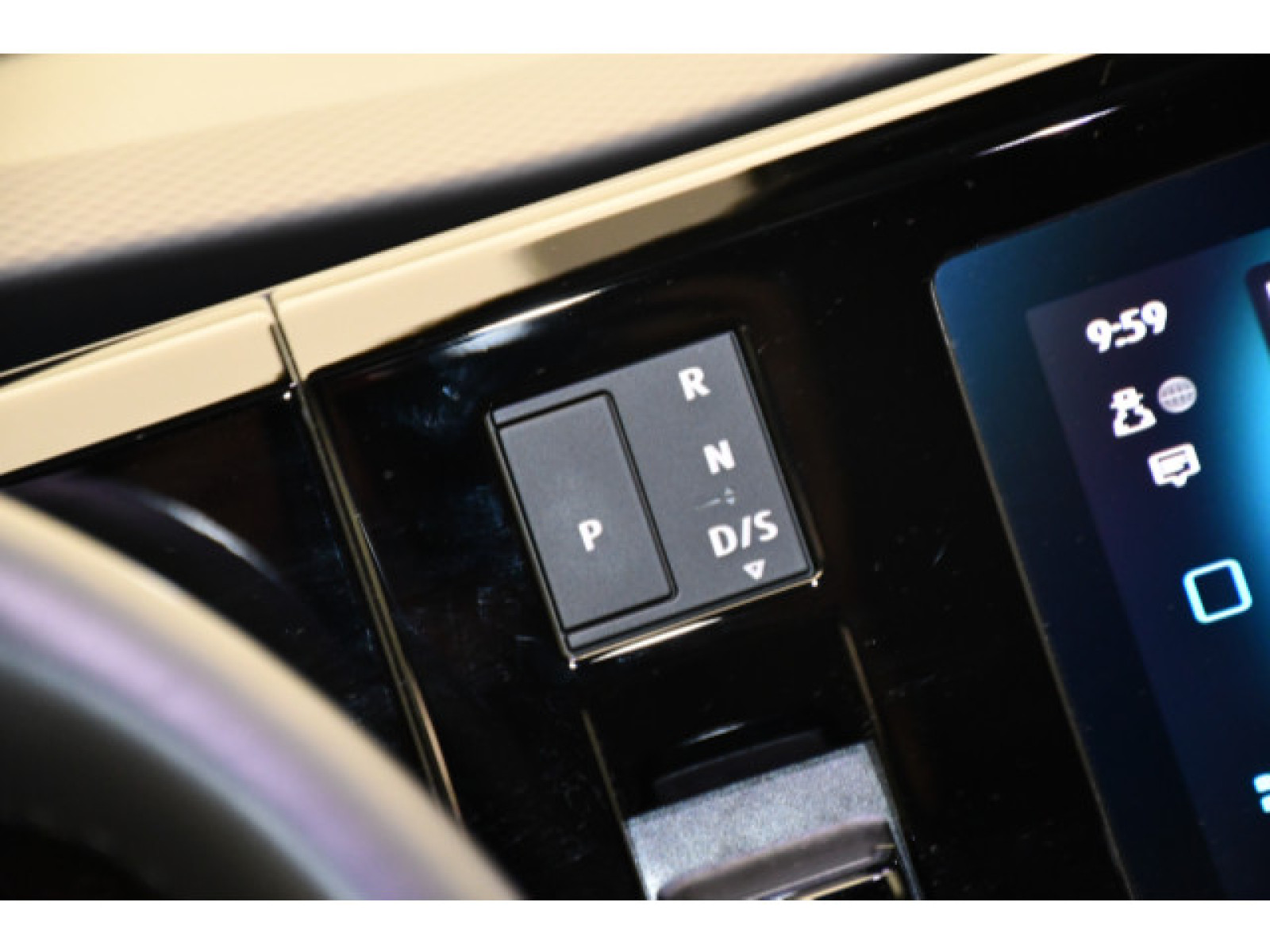 Volkswagen - Multivan_7