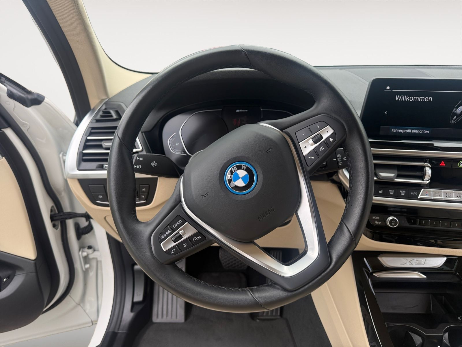 BMW - X3_13