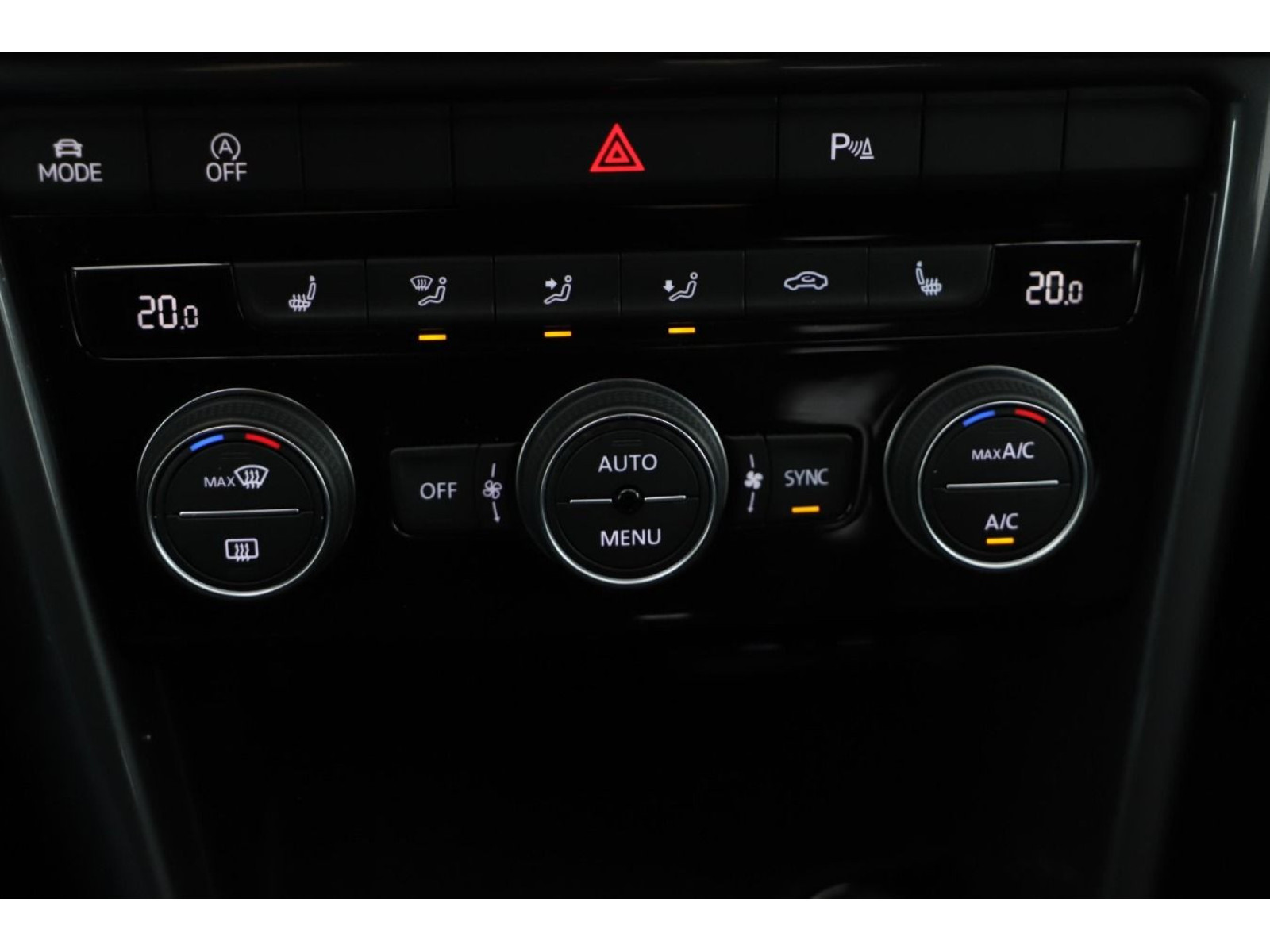 bedienungselemente-mitte-innen