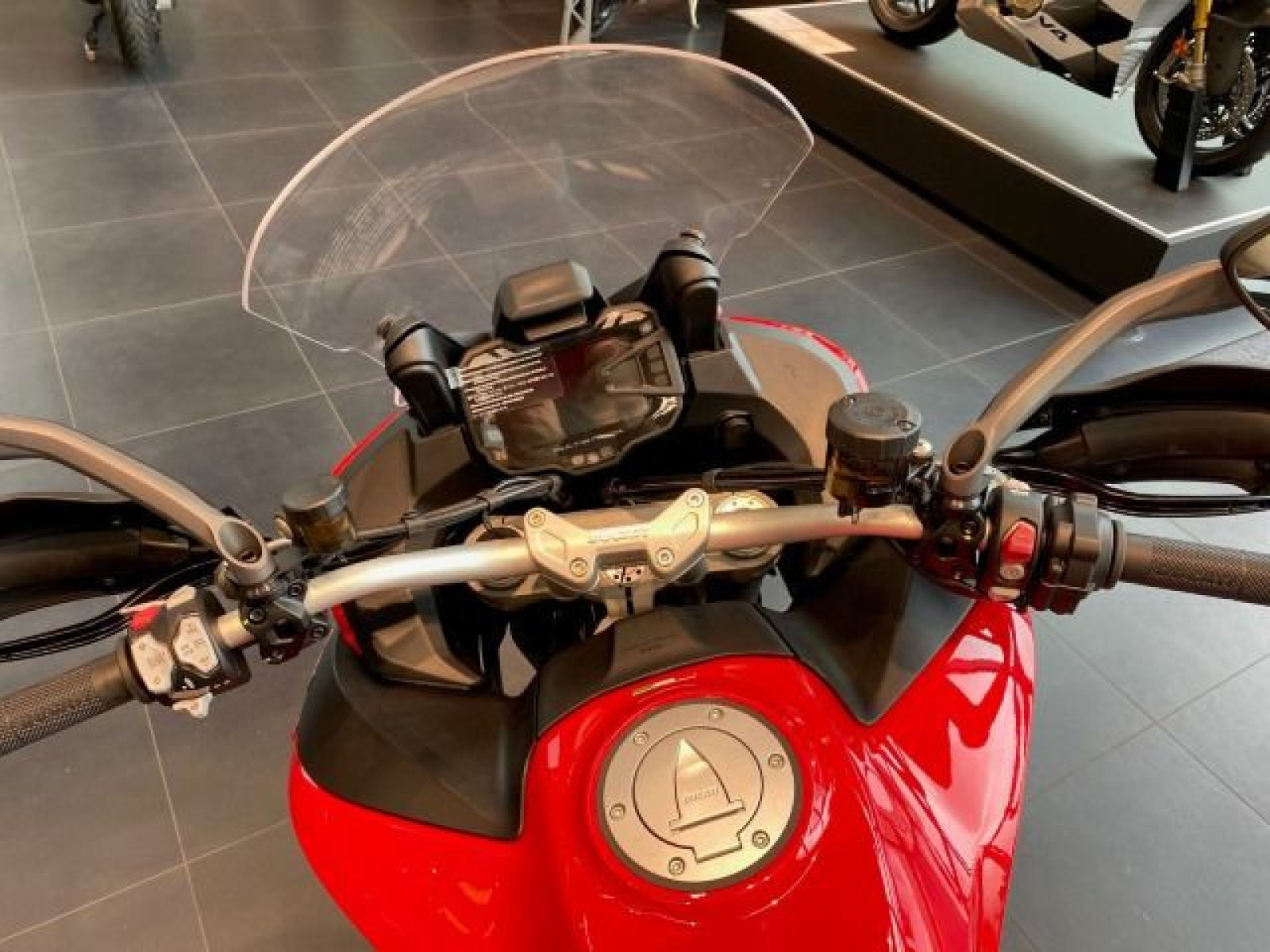 motor-aussen