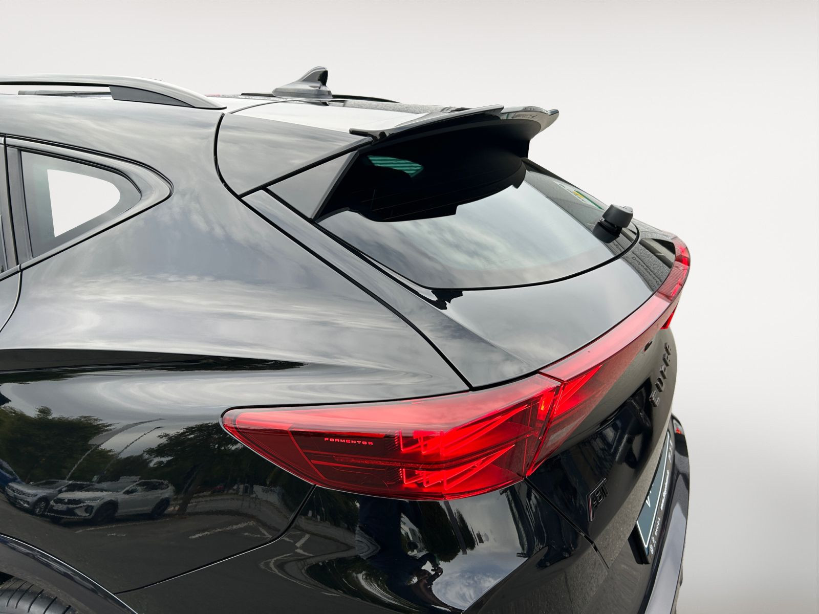 diagonalansicht-hinten-aussen