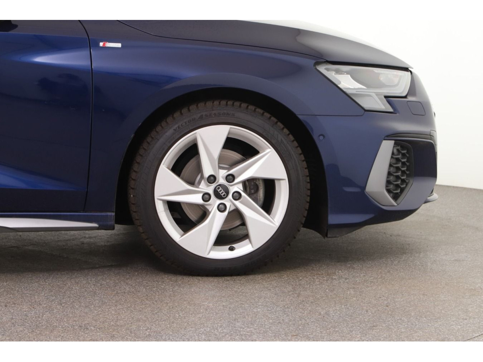 Audi - A3 Sportback_4
