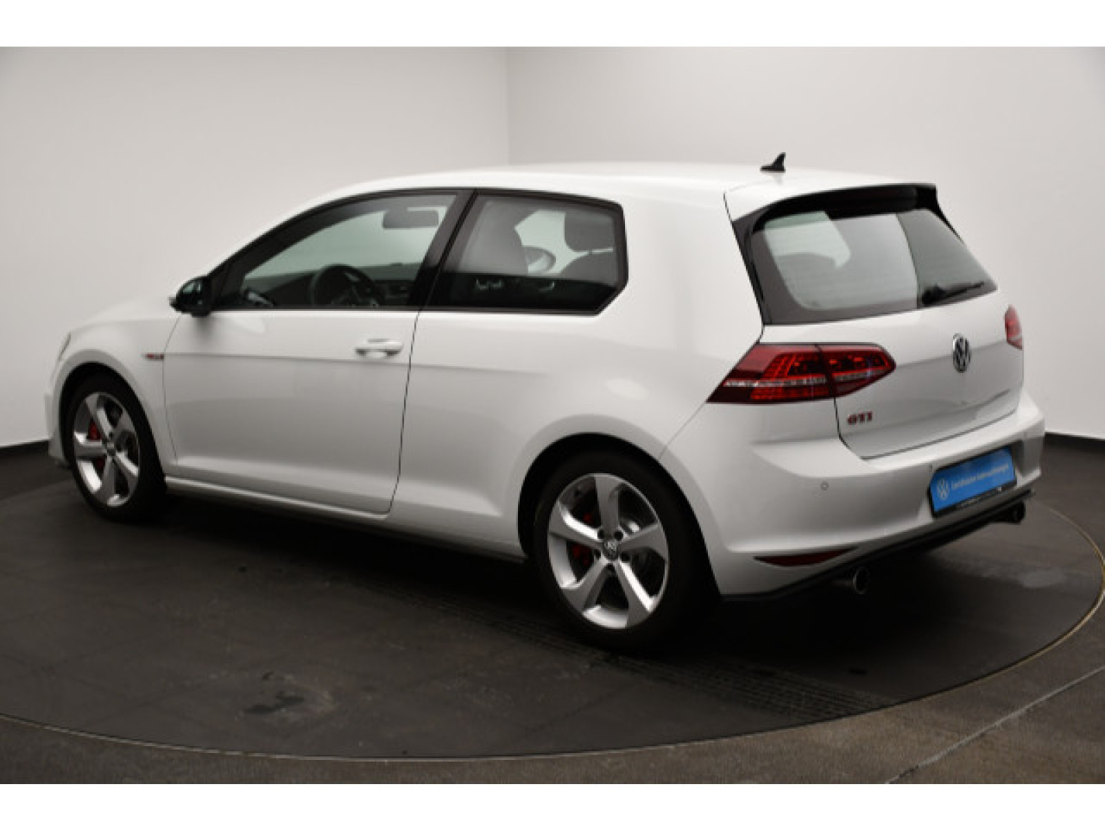 diagonalansicht-hinten-aussen