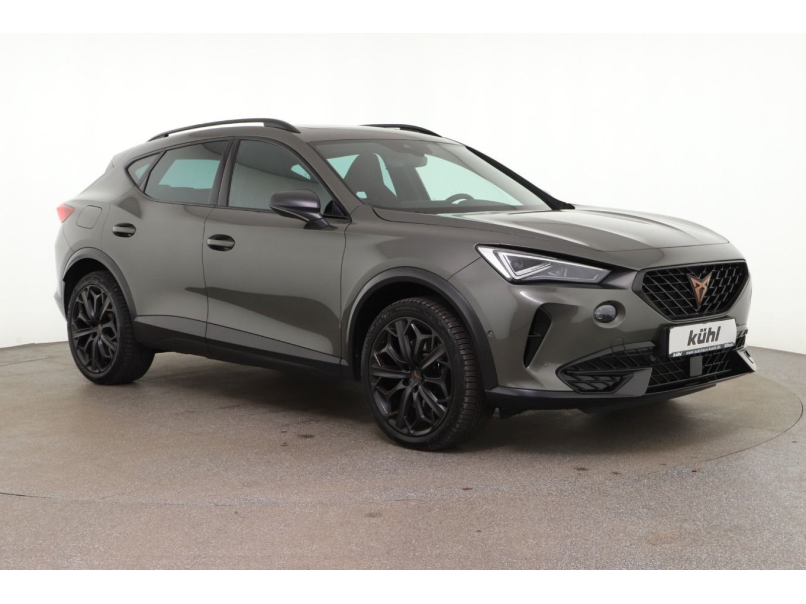 diagonal-frontansicht-aussen