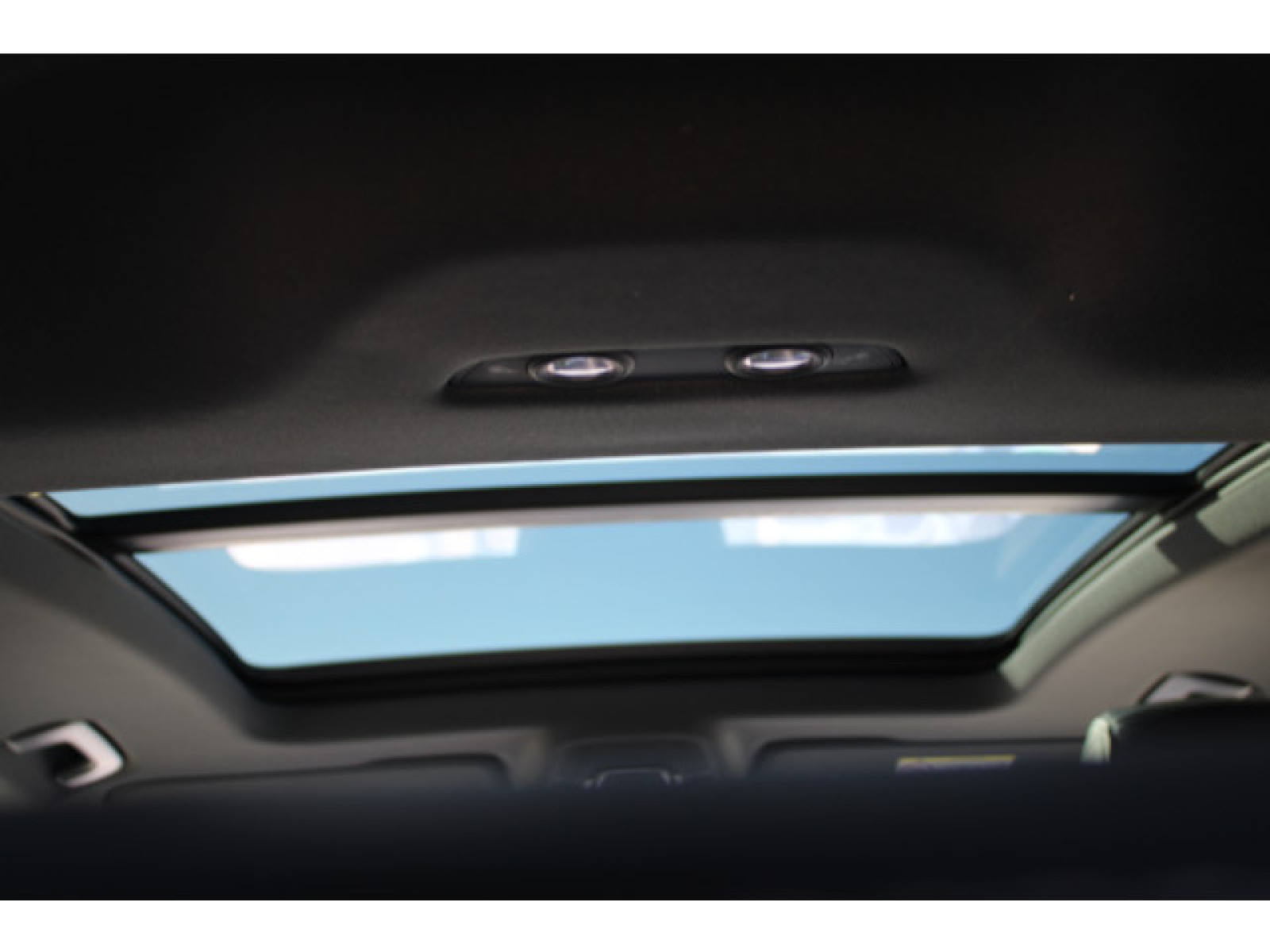 Audi - SQ8_6
