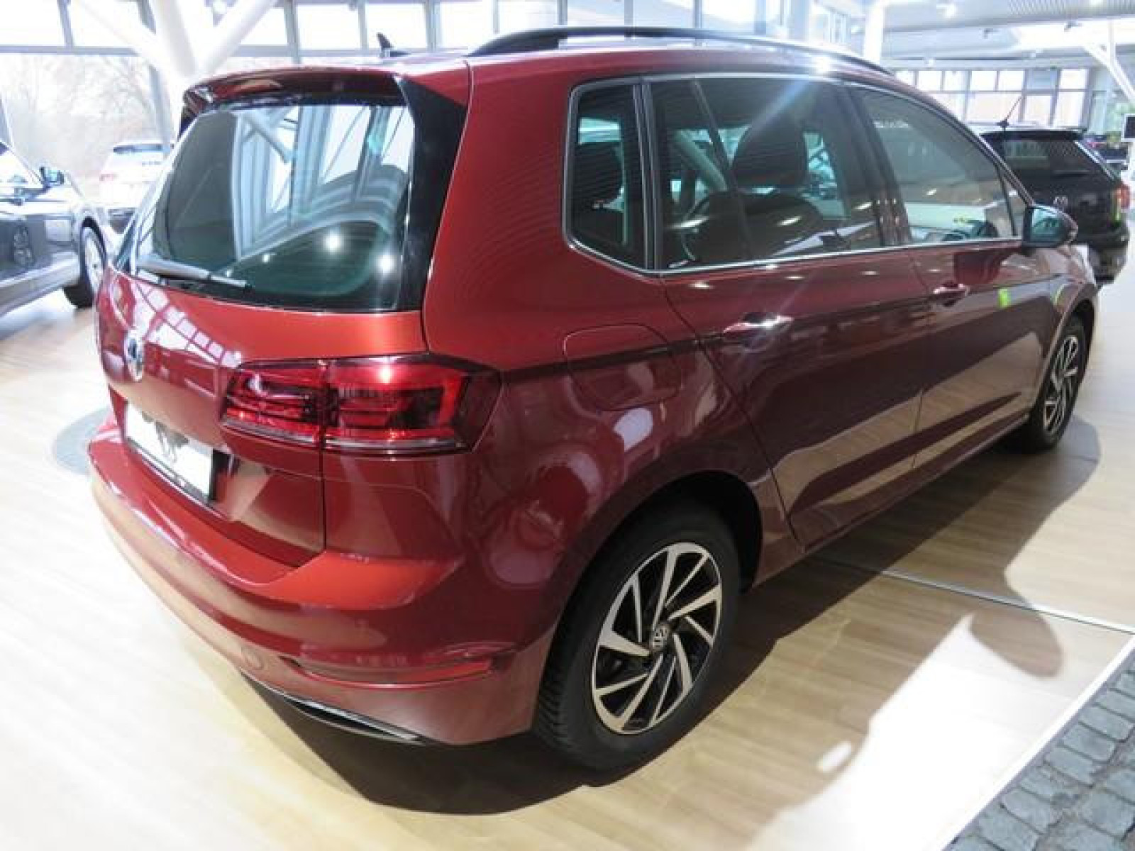 diagonalansicht-hinten-aussen