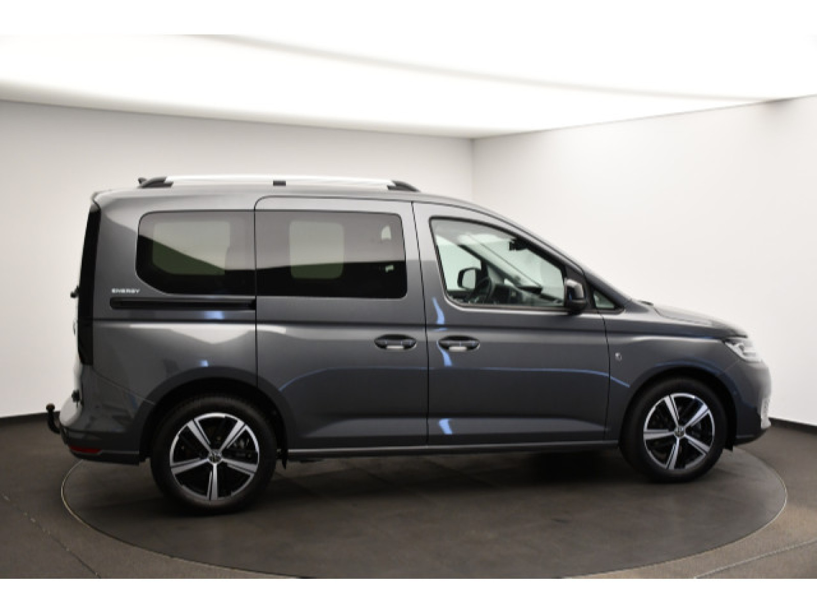 Volkswagen - Caddy_17