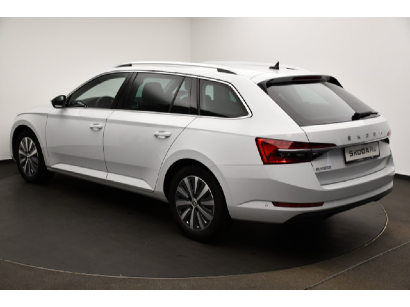 Škoda - Superb_16