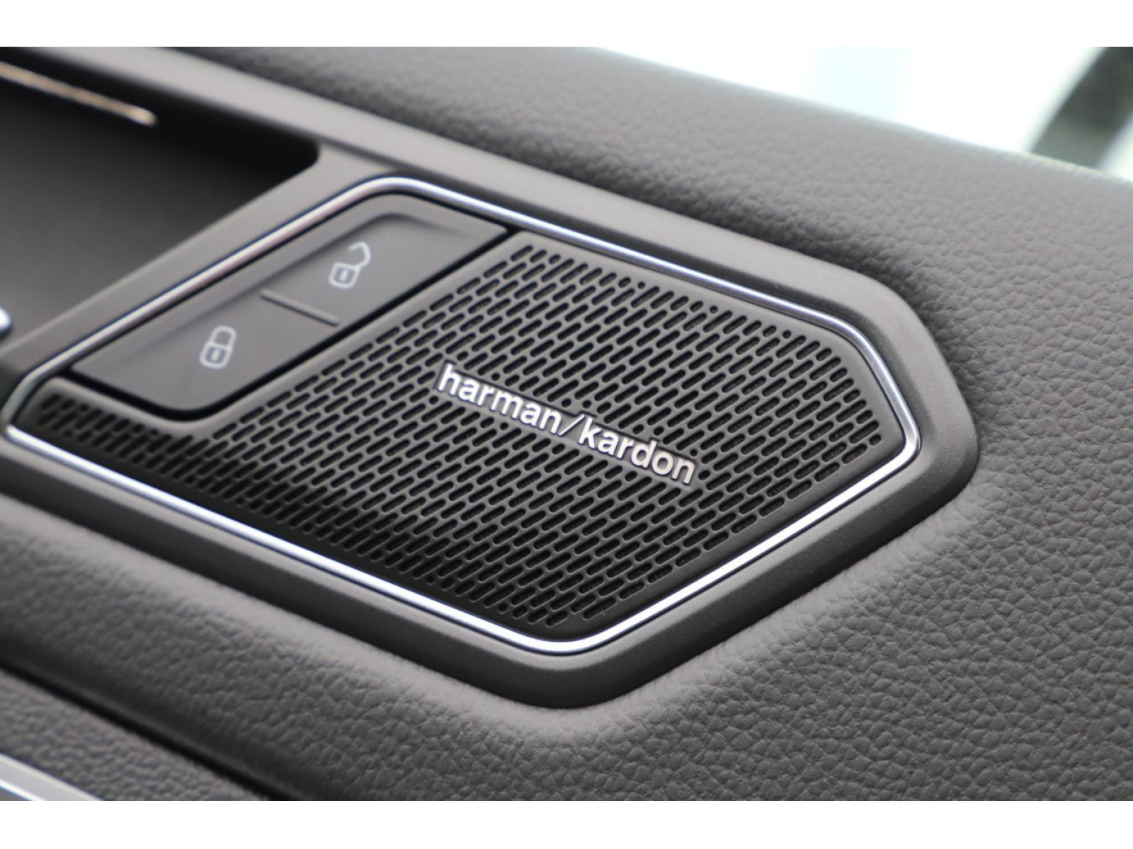Volkswagen - Tiguan Allspace_9 Volkswagen - Tiguan Allspace_9