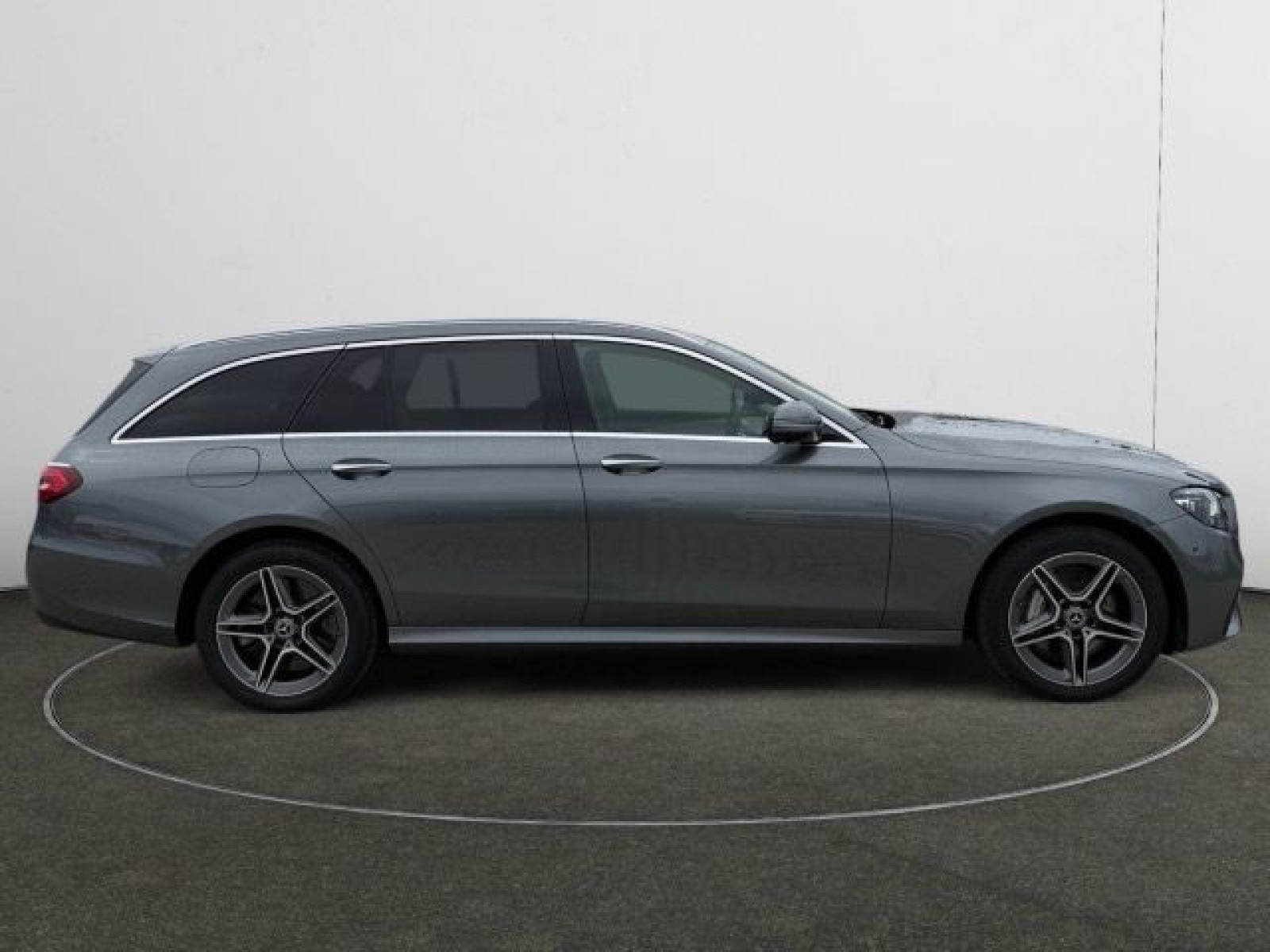Mercedes-Benz - E 300_7