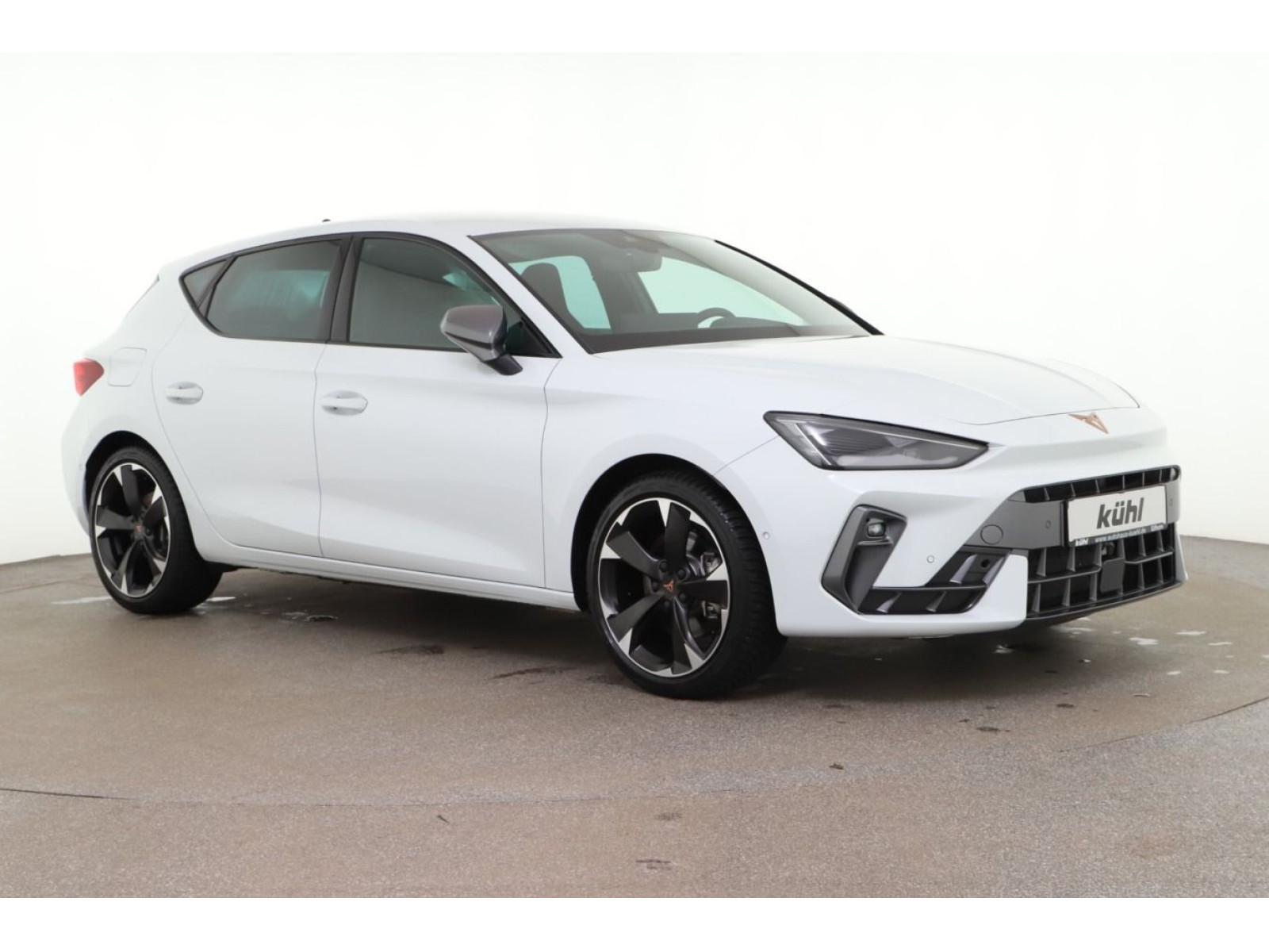 diagonal-frontansicht-aussen