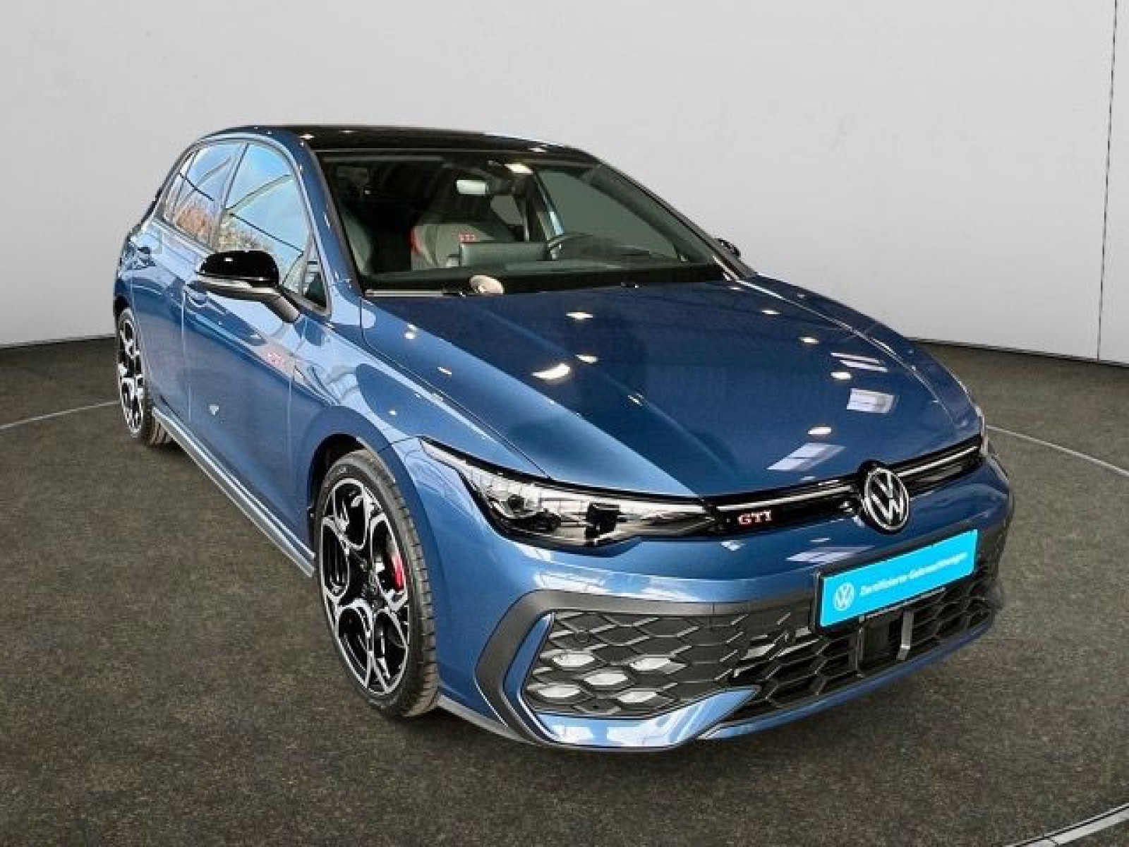 diagonal-frontansicht-aussen